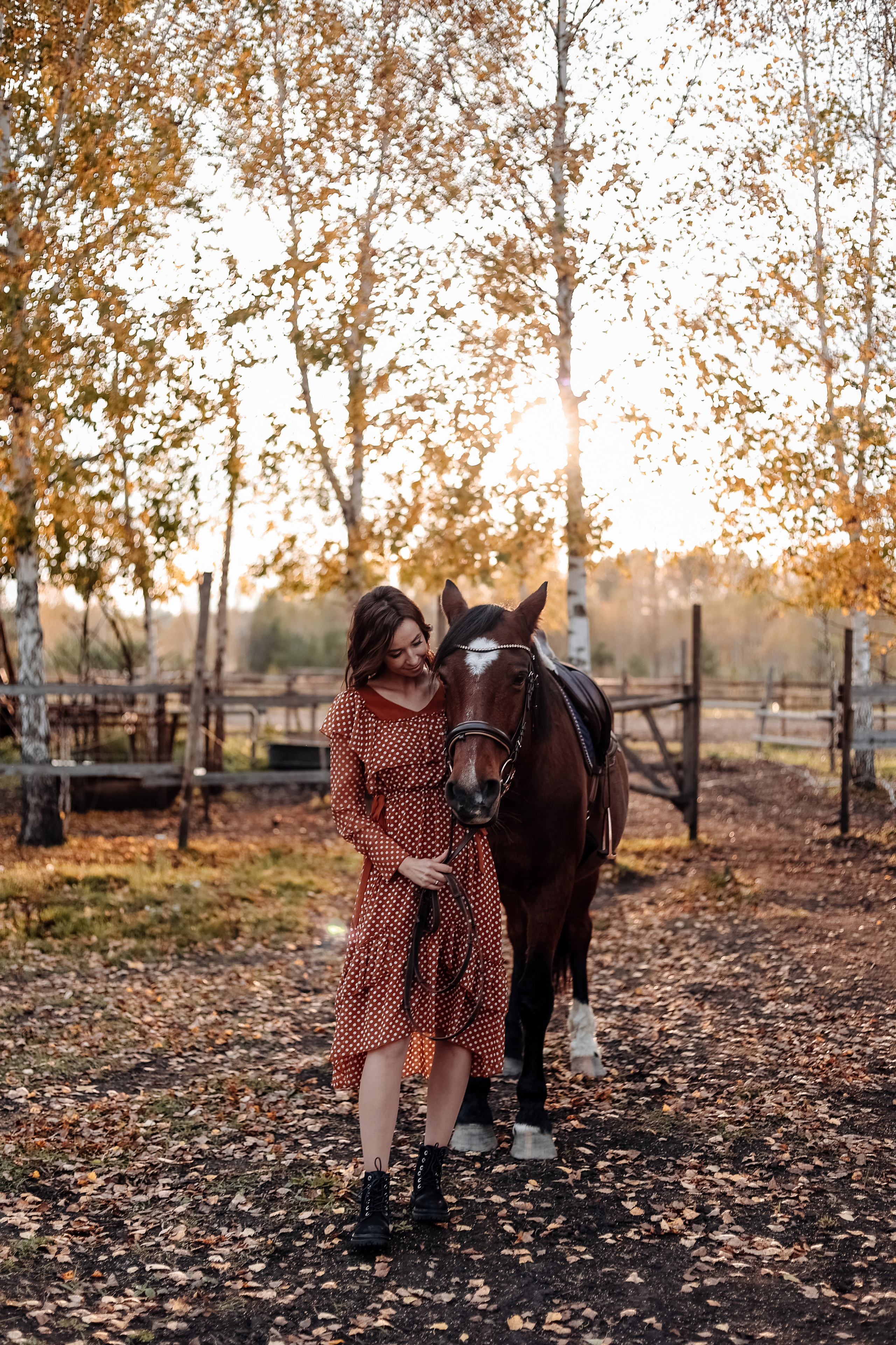 Прогулка на конюшне. СЕМЕЙНЫЙ ФОТОГРАФ КРАСНОЯРСК, ЖЕЛЕЗНОГОРСК