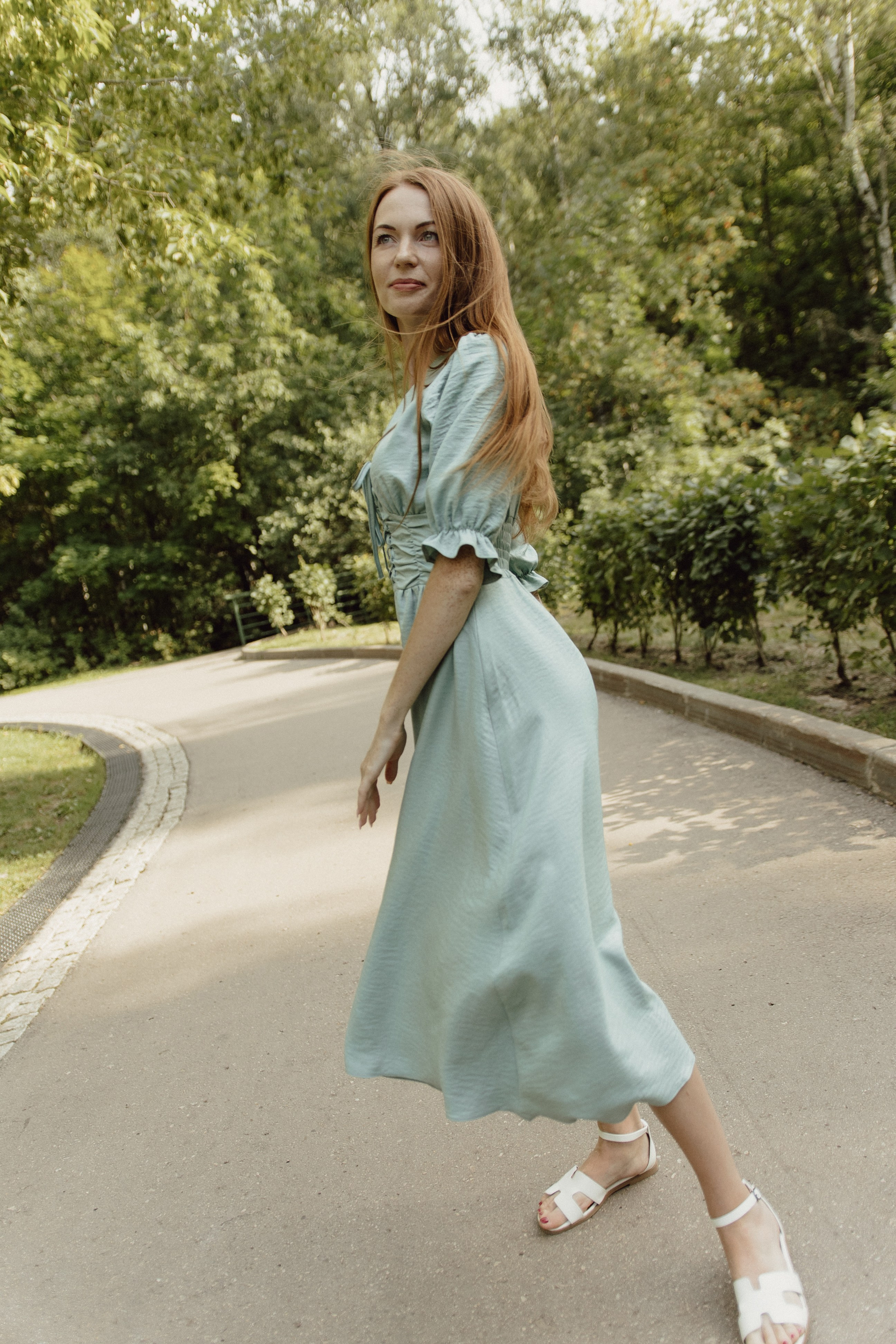 Семья Мельниковых в парке. Фотограф в Кирове и Кирово-Чепецке Валерия Шиляева