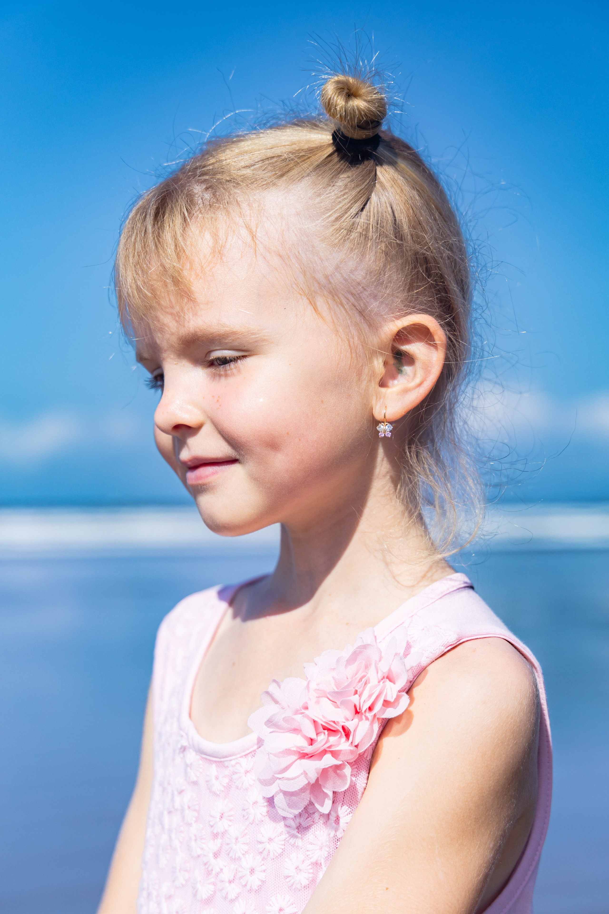 Ocean moments with mother and daughter. Family, portrait, content photo in Costa Rica Evgeniya Besprozvannykh