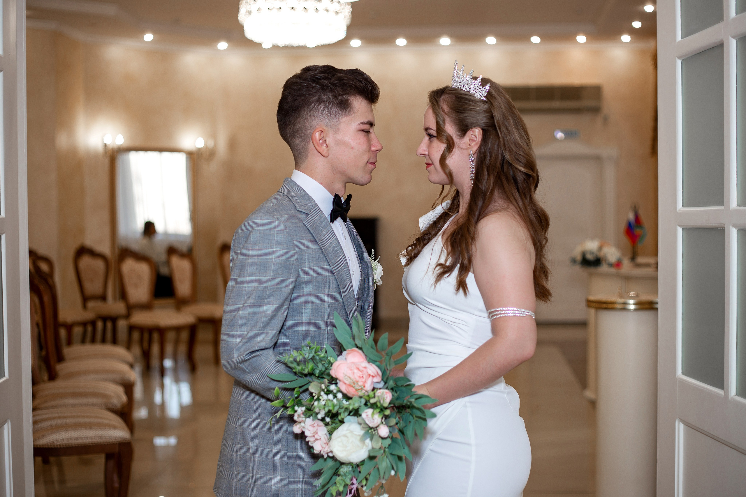 Свадебные фото. Фотограф Краснодара, фотограф в парке Галецкого.репортажный фотограф. детский фотограф, свадебный фотограф. профессиональный фотограф