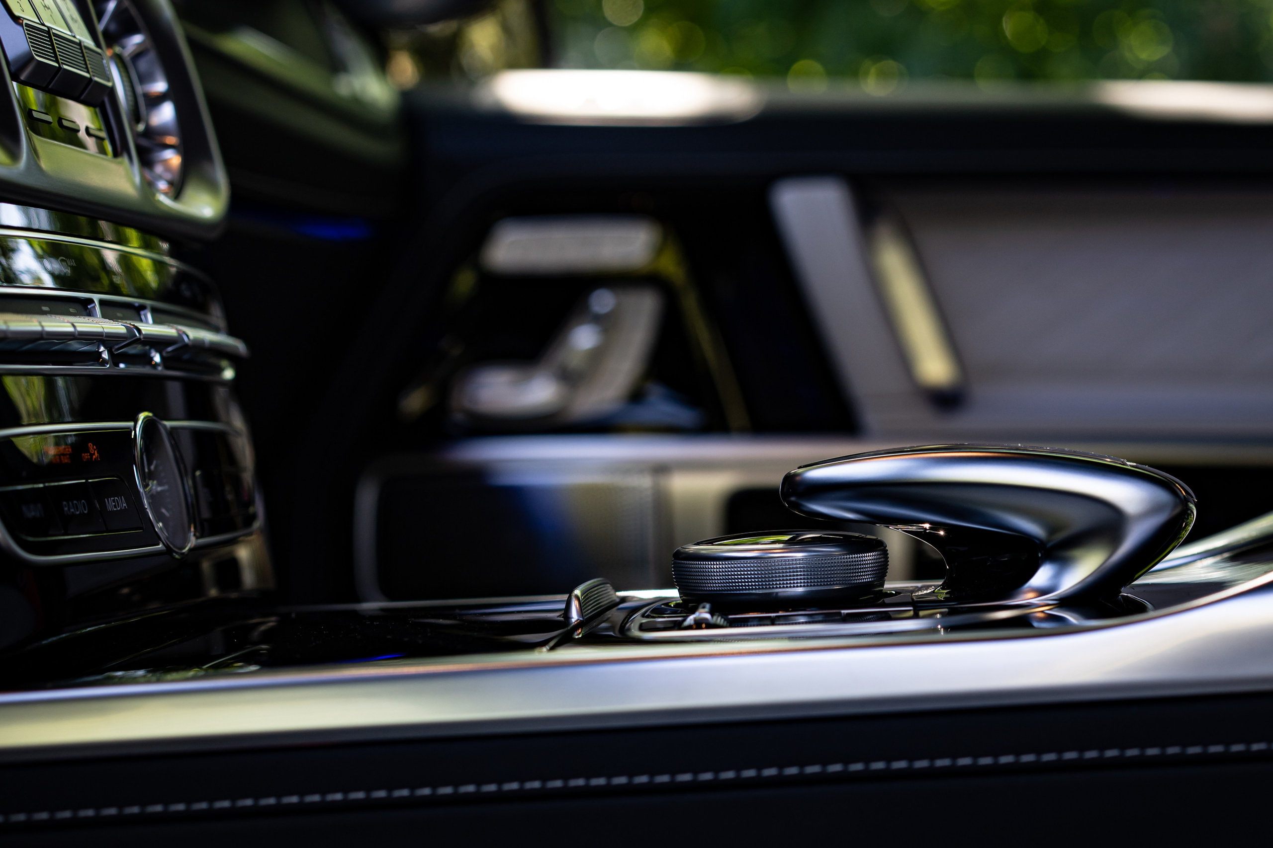 Съемка Автомобилей и спец техники. Студия визуального контента в Санкт-Петербурге и Москве