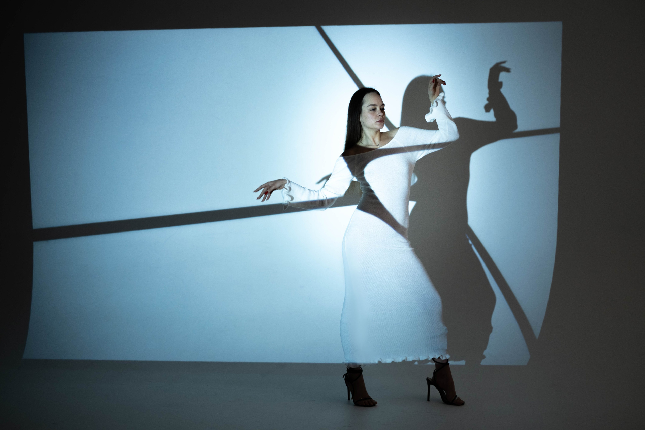 Проектор 16.03.25. Студийный, портретный, семейный фотограф Южно-Сахалинска Яна Радаева