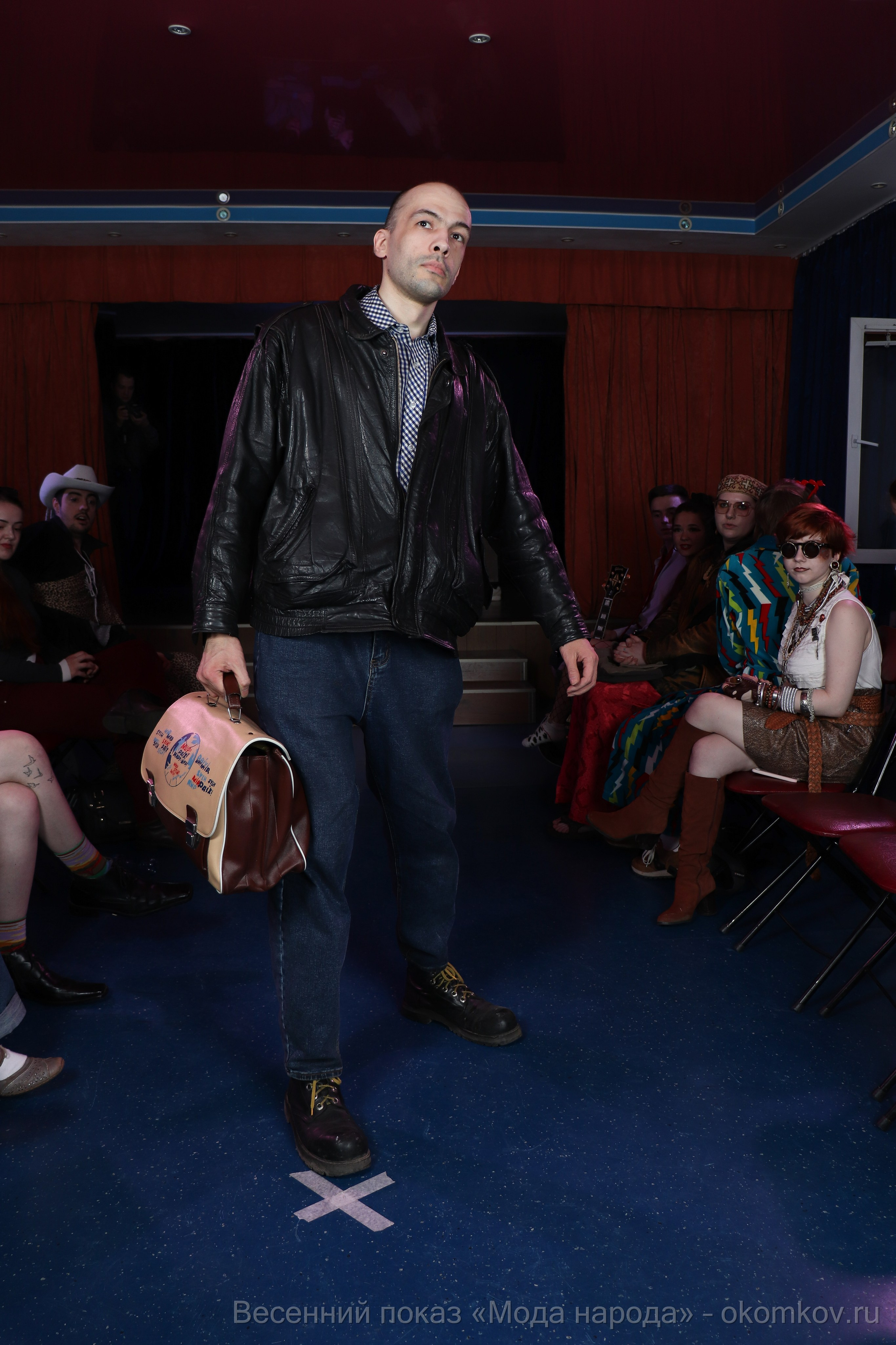 Весенний показ «Мода народа». Ивентный фотограф в Санкт-Петербурге Олег Комков