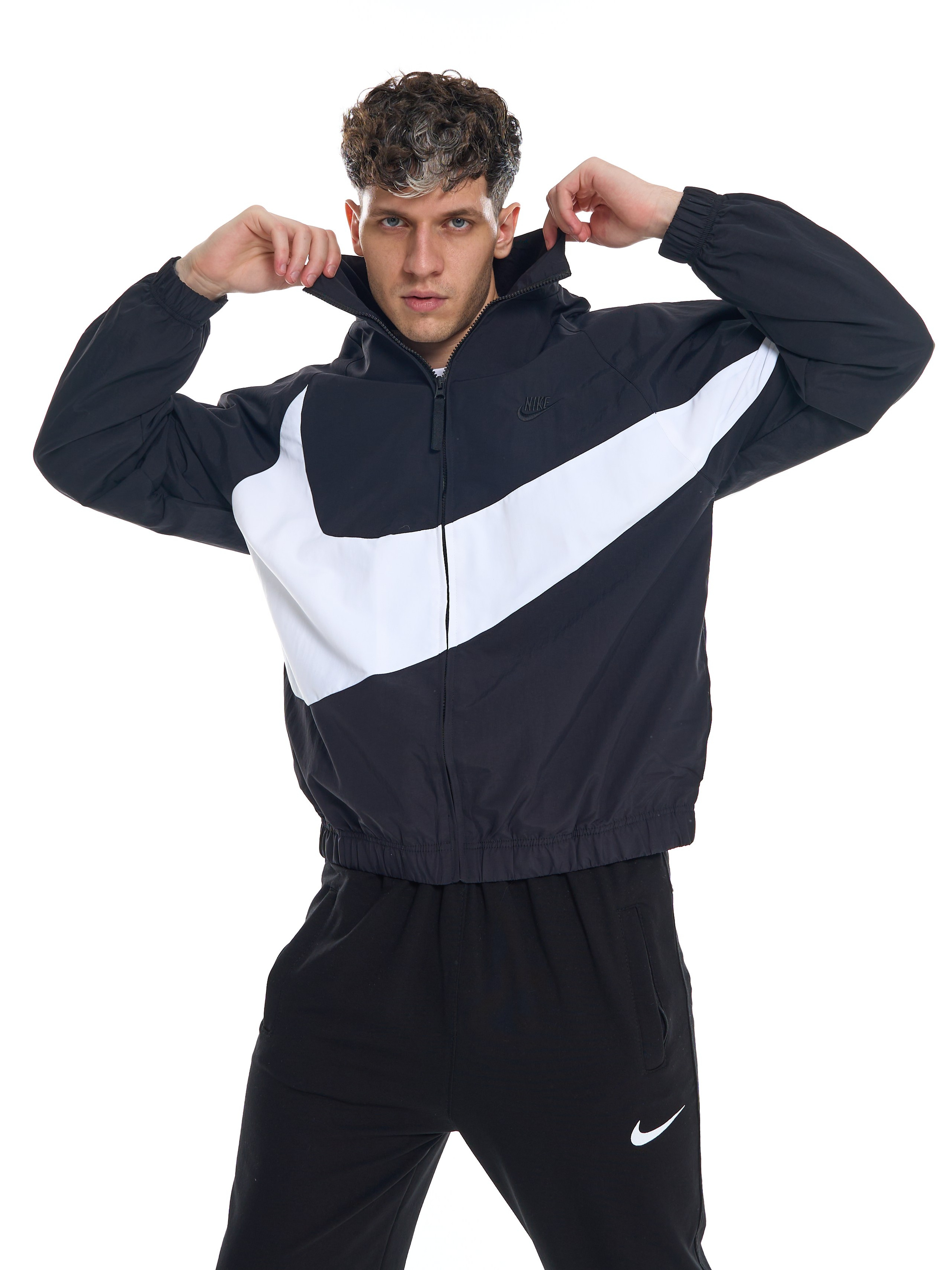 Фотомодель для маркетплейсов Герман. Фотосъёмка для марктеплейсов Studio 11.11