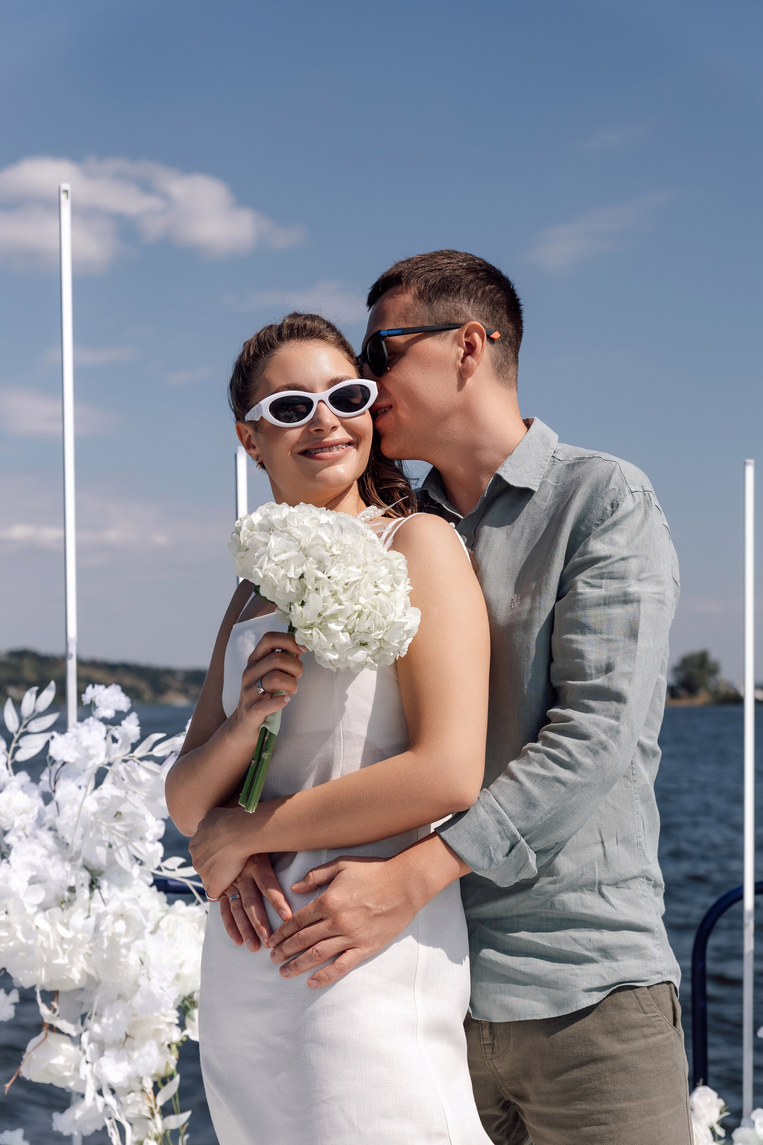 Александра и Геннадий. Яхта. Свадебный фотограф в Саратове