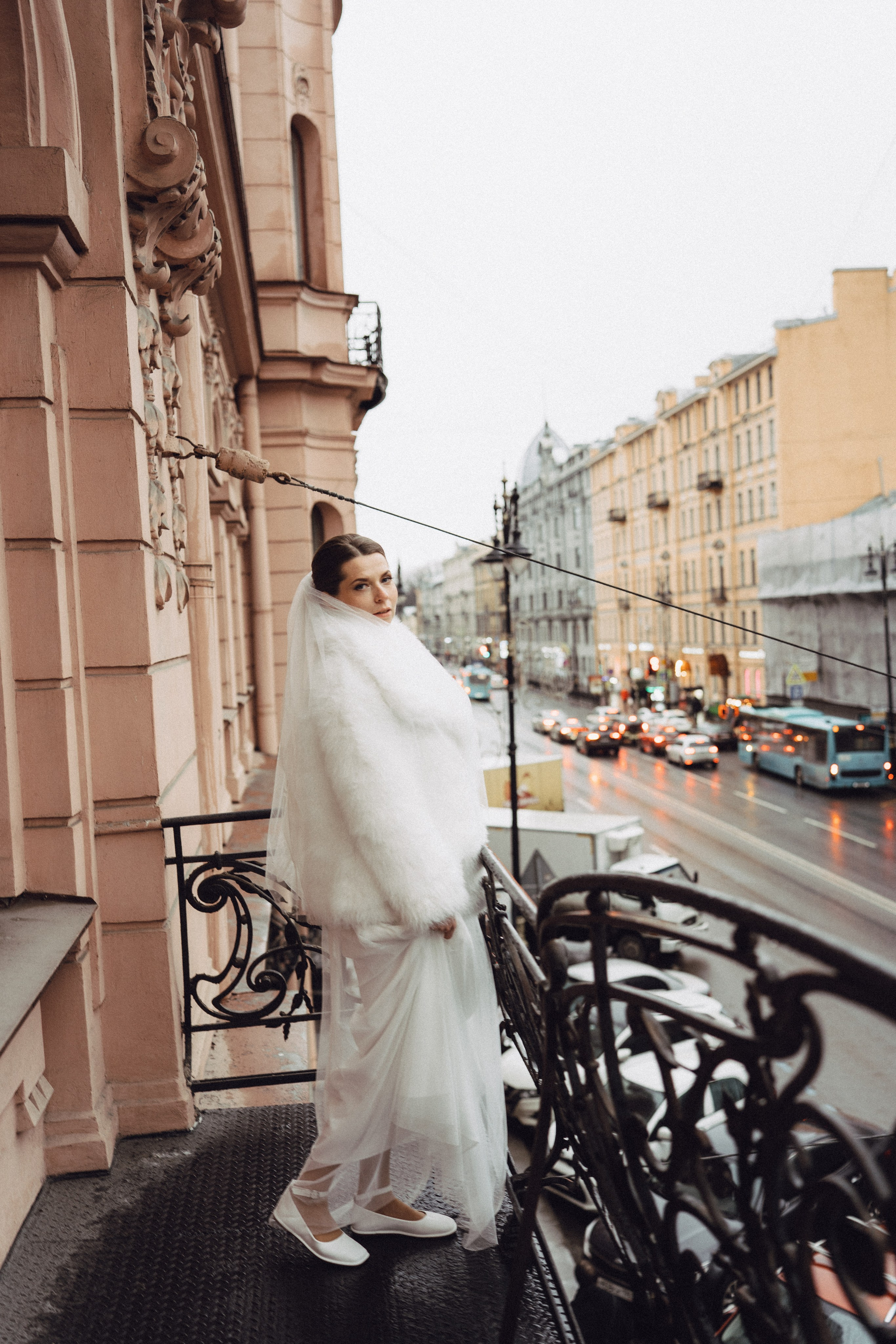 СВАДЕБНАЯ СЬЕМКА ВО ВТОРОМ ДВОРЦЕ (ДЕКАБРЬ) ТАКЖЕ СЬЕМКА В СТУДИИ НА ЧЕРНЫШЕВСКОЙ. Профессиональный фотограф, Санкт-Петербург — Виктория Богомолова