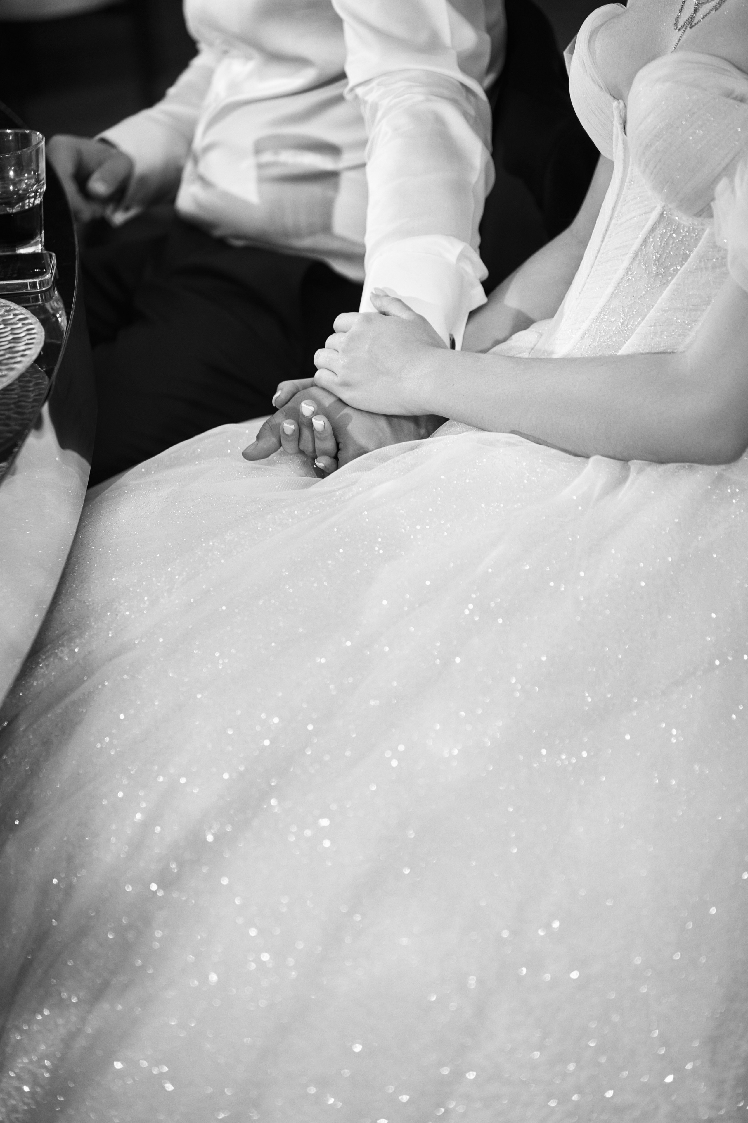 Свадьба с искусственным интеллектом в Усадьбе фамилии от ТВИНС СТУДИО лучших фотографов Краснодара. ТВИНС СТУДИО — лучшие свадебные фотографы и видеографы в Краснодаре