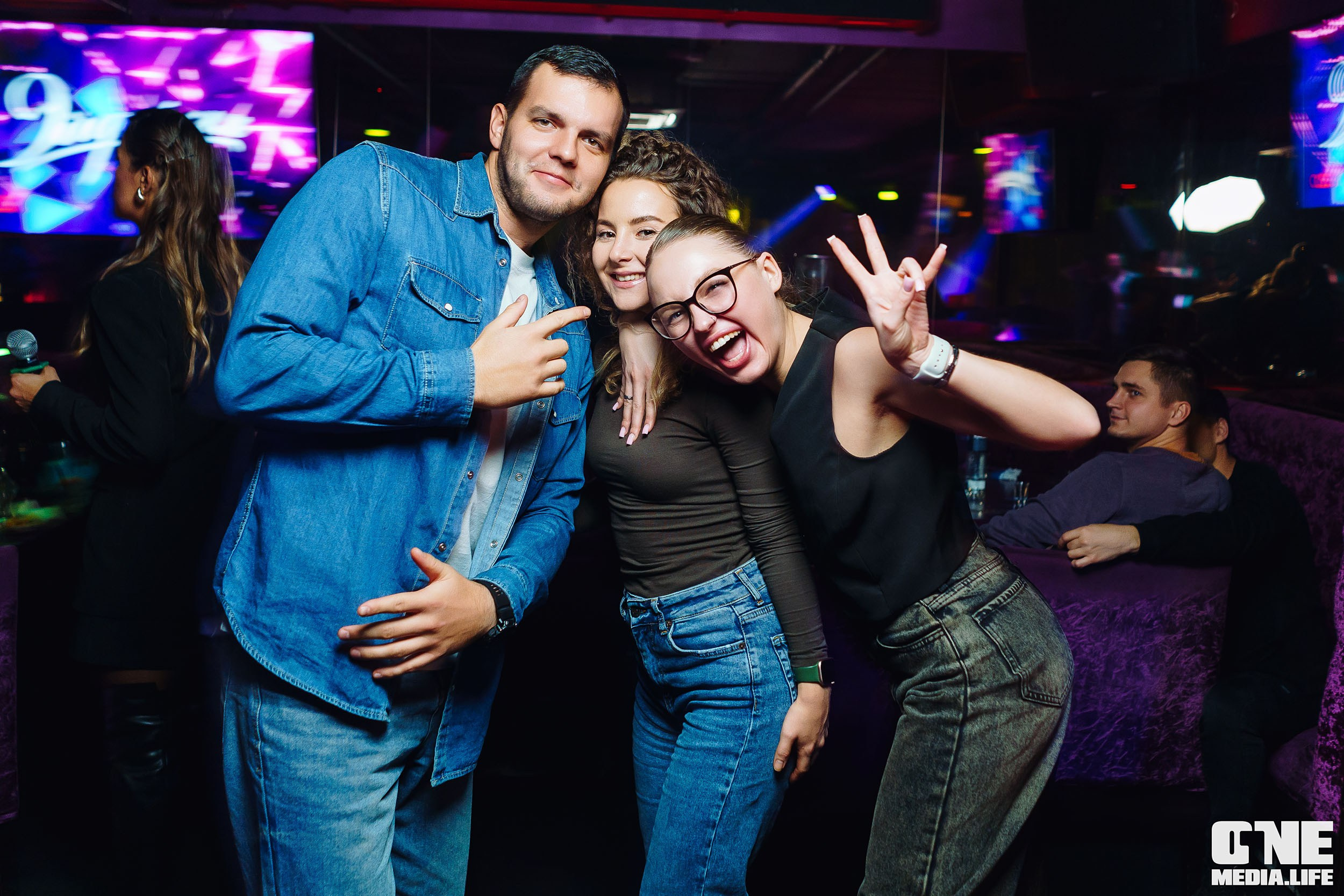 Фоторепортаж из караоке-клубе Эйфория. One Media Life: фоторепортажи, фотоотчеты с мероприятий и заведений
