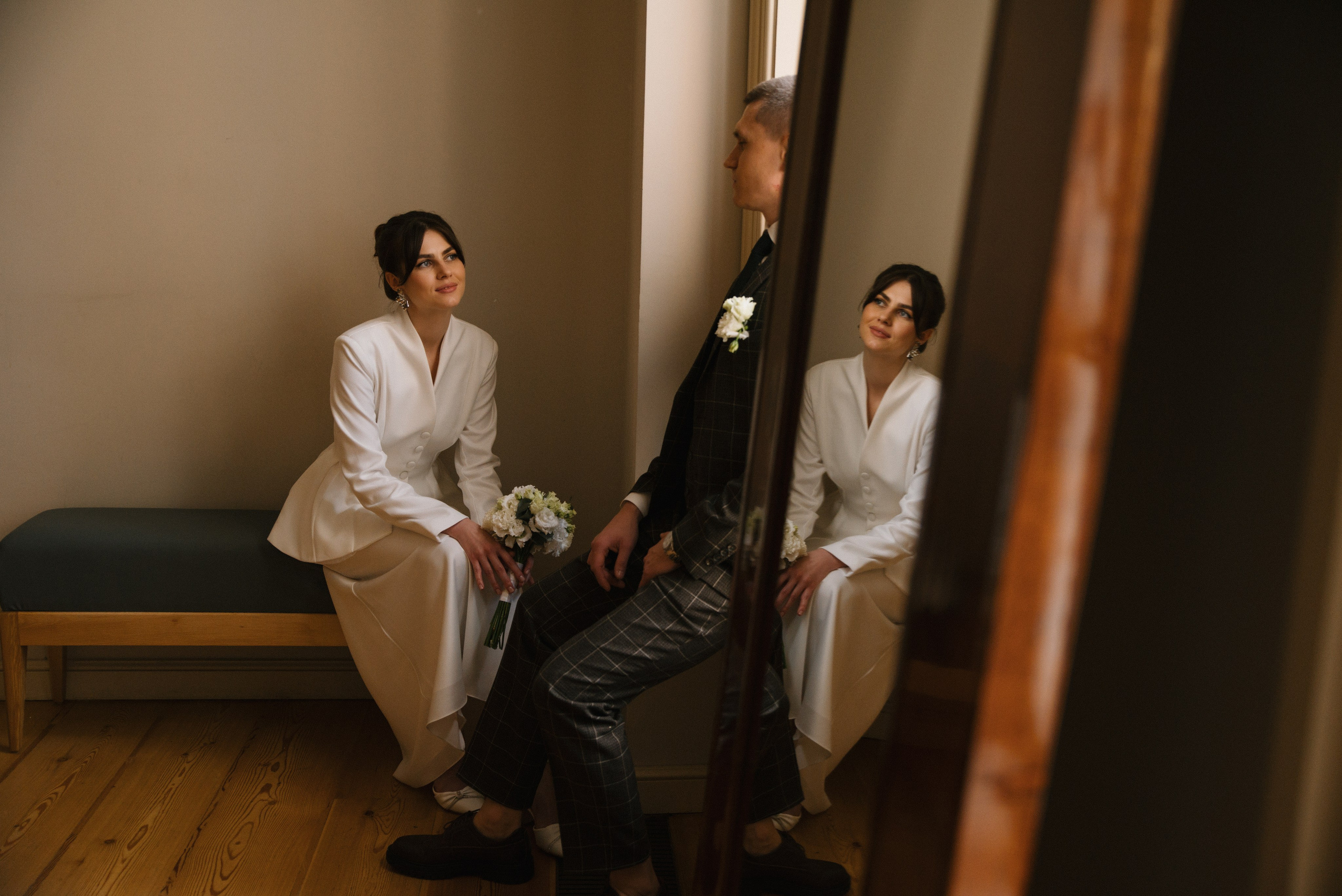 Евгений & Анастасия (отель/роспись). Свадебный, семейный, женский фотограф в Москве, Мытищах, Королёве Ксения Узилле