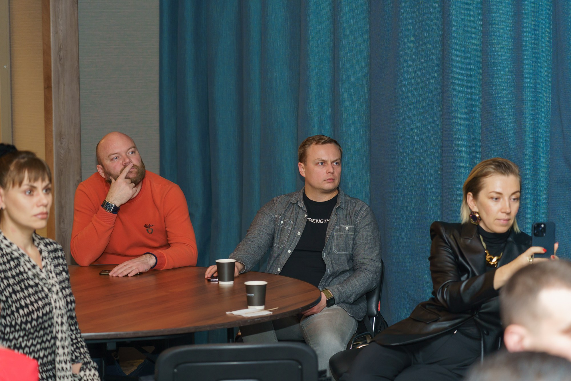 Выступление спикера. Photomantis