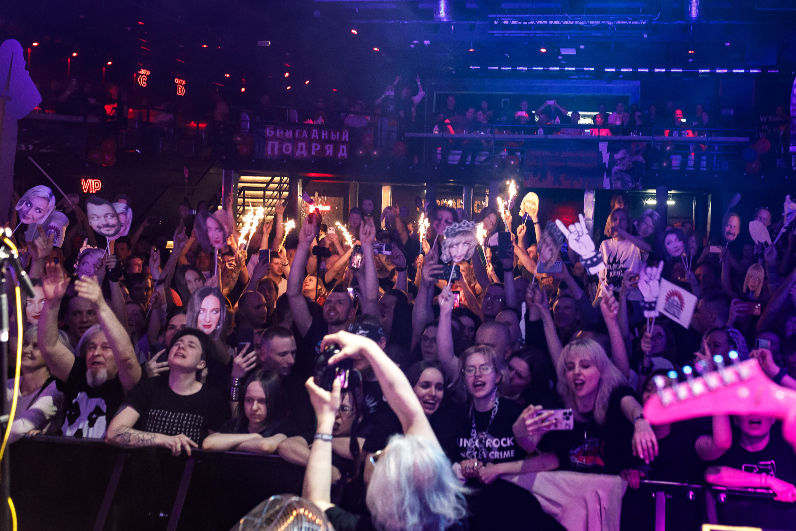 БРИГАДНЫЙ ПОДРЯД. Фотограф Елена Богачева (lenalena_na_na_na)