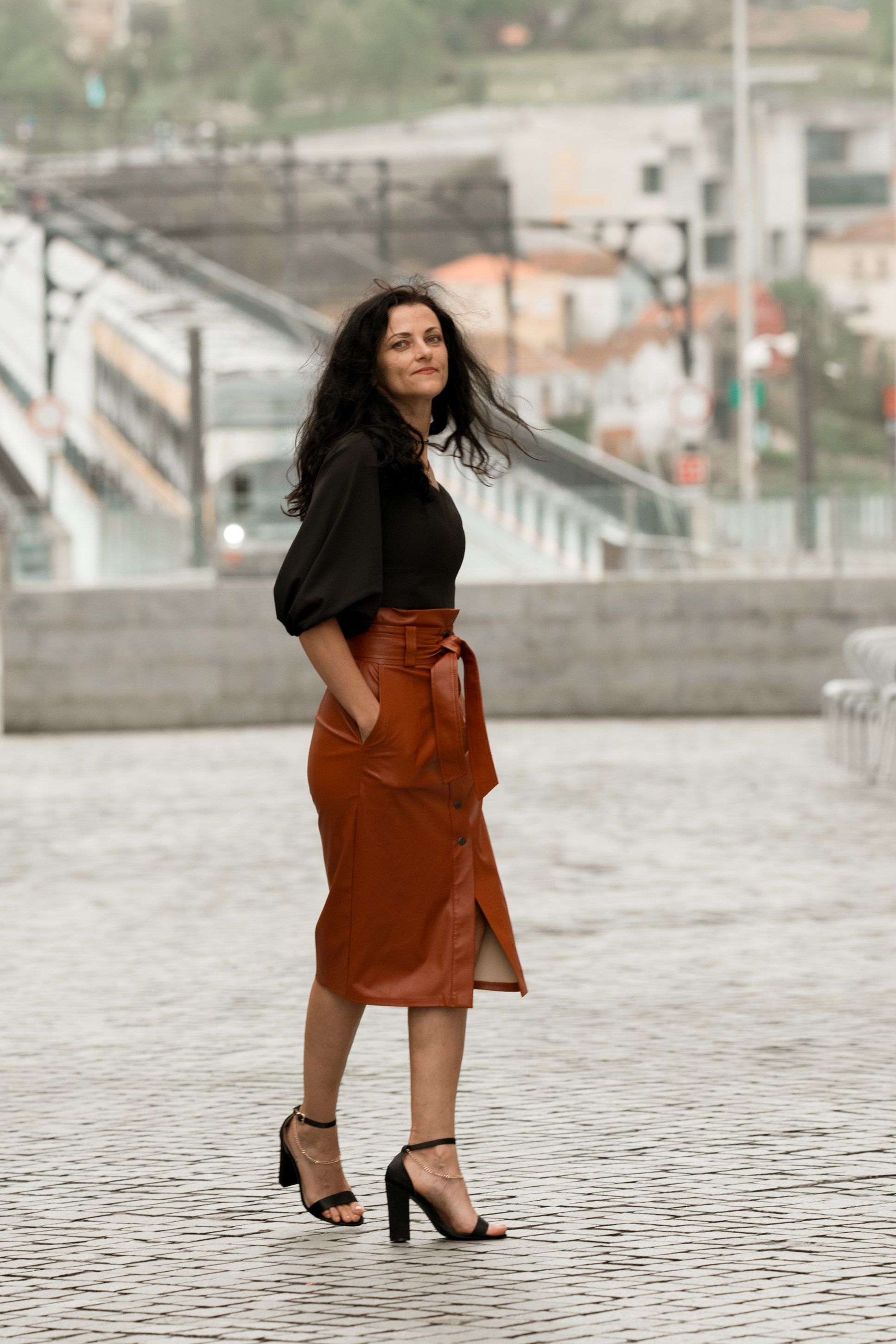 IRINA. FOZ. Anastasiia Antoniuk portrait, family and couple photographer, Portugal