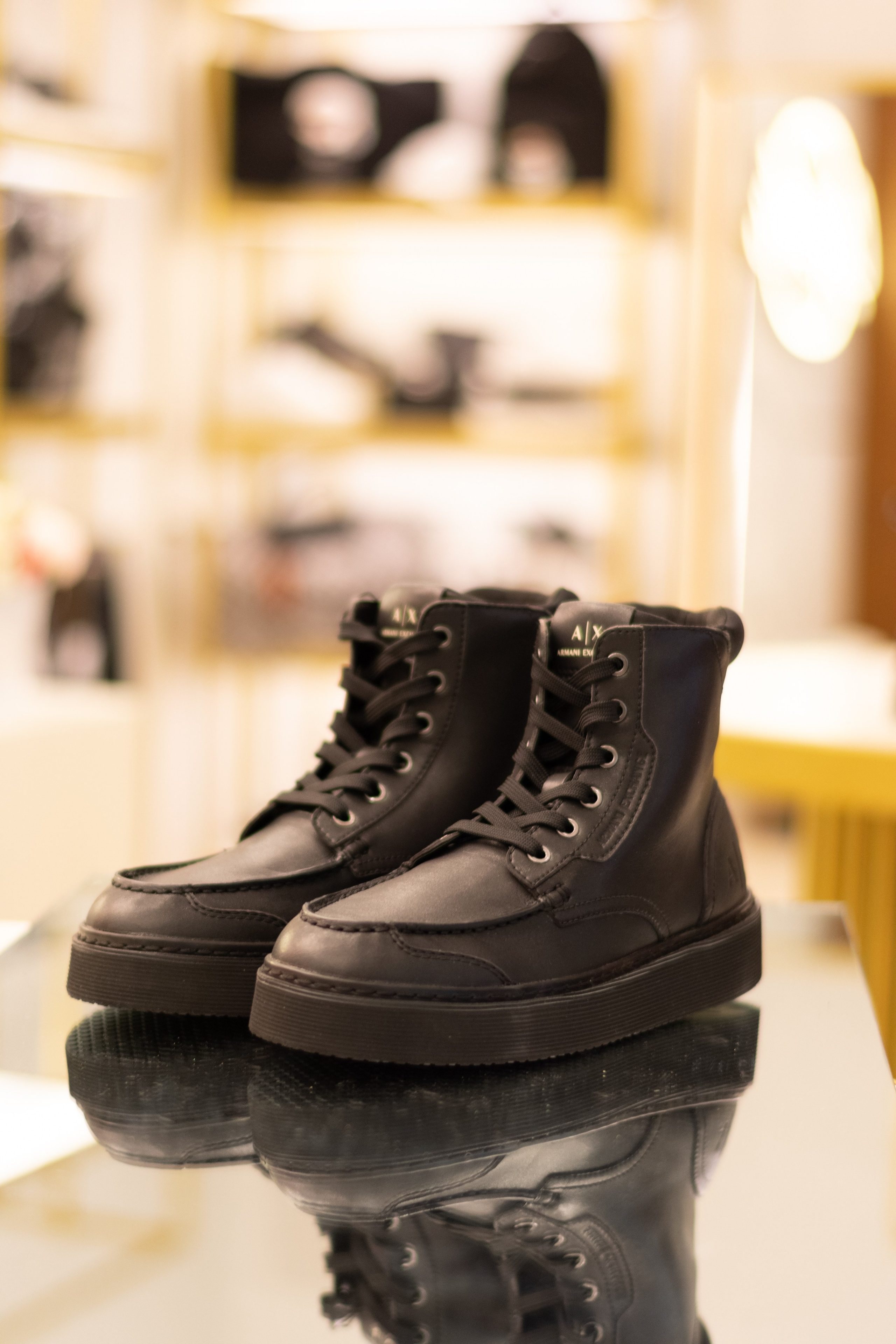 Для организаций. Предметная фотосессия для обувного магазина Capsula. Фотограф/видеограф Богдан Голованов