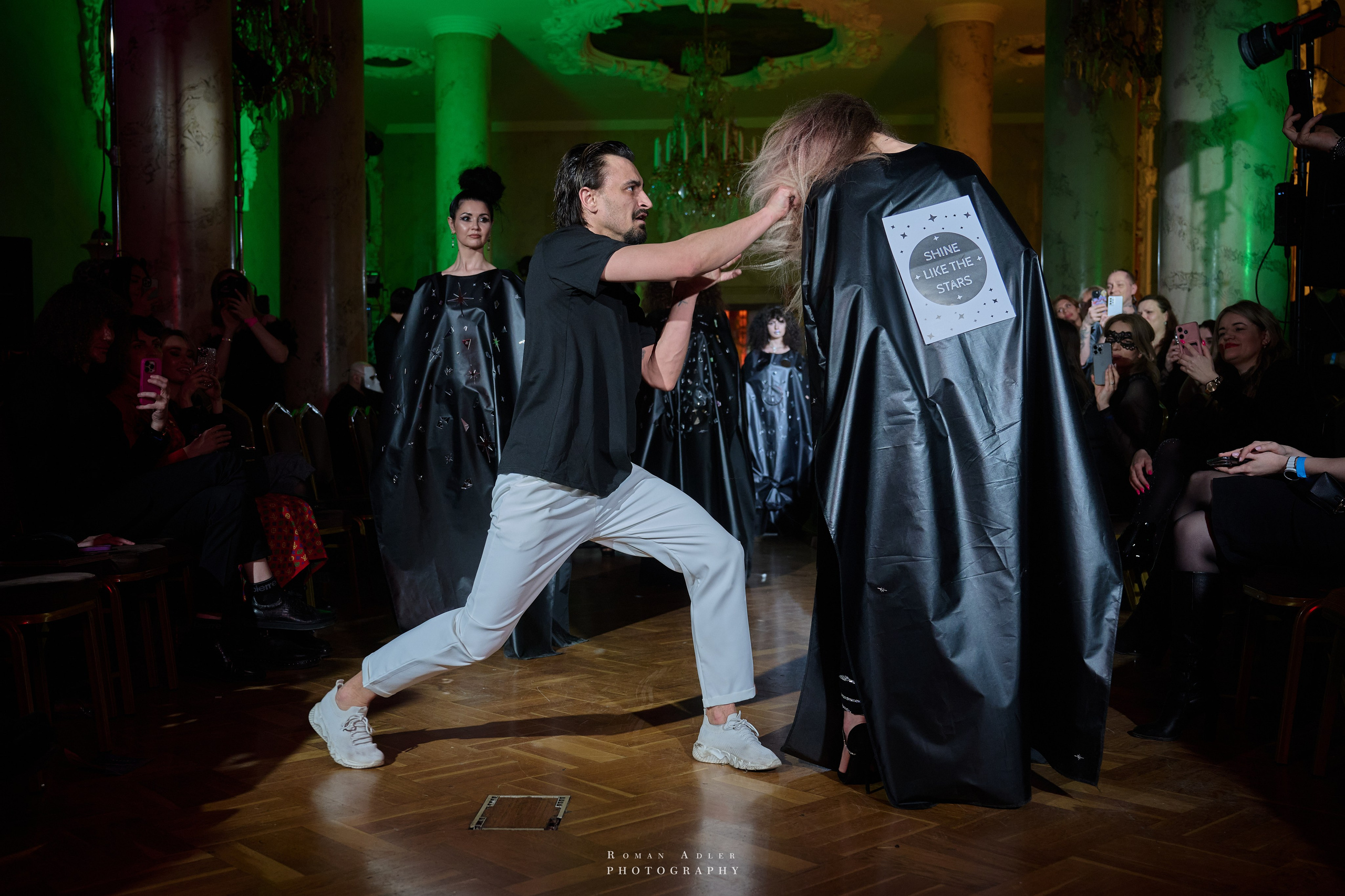 Шоу Андрея Вишневского. Фотограф Роман Адлер