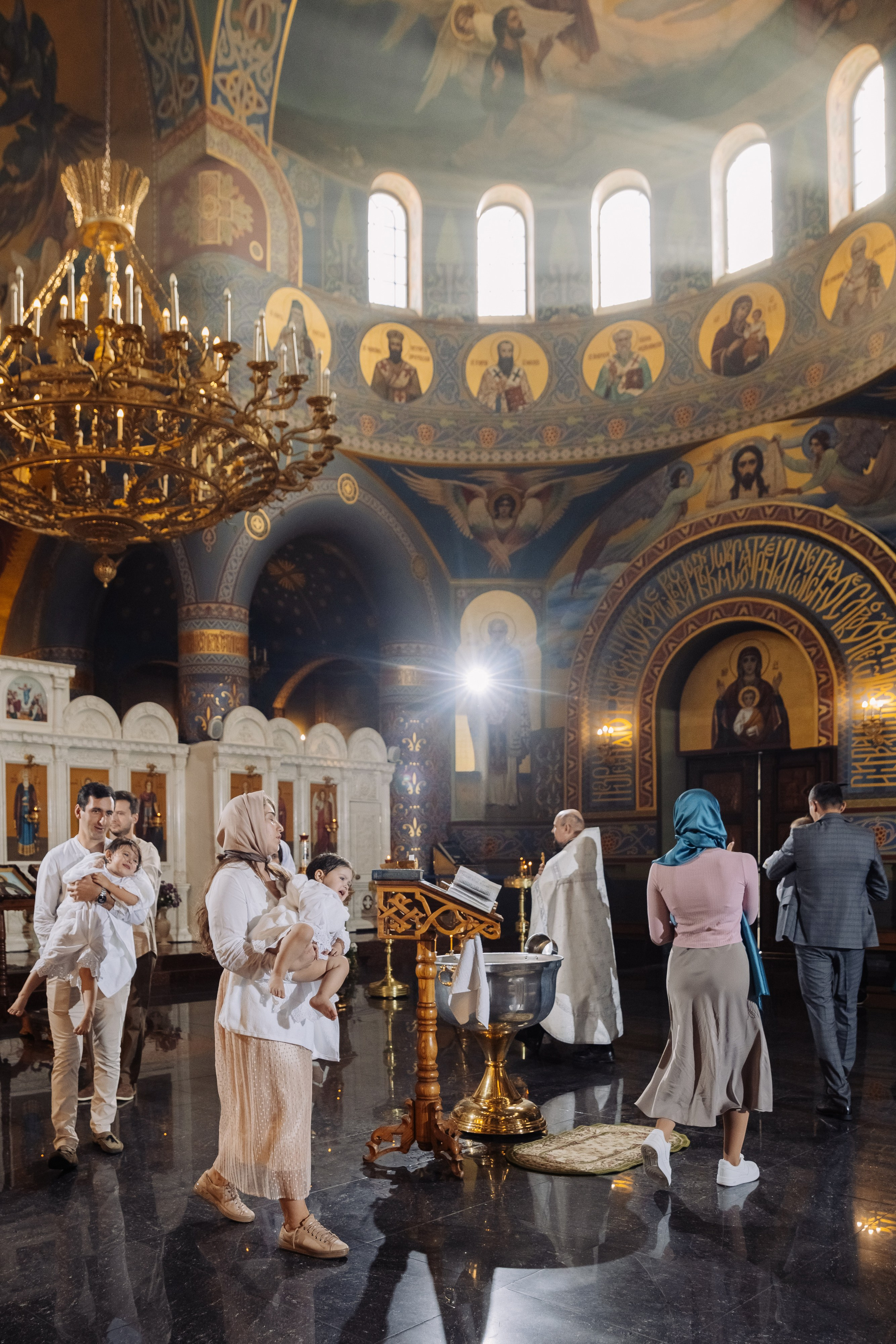 Фотограф на крещение. Храм Христа спасителя Сочи. Свадебный фотограф в Абхазии, Сухум, Гагра, Сочи