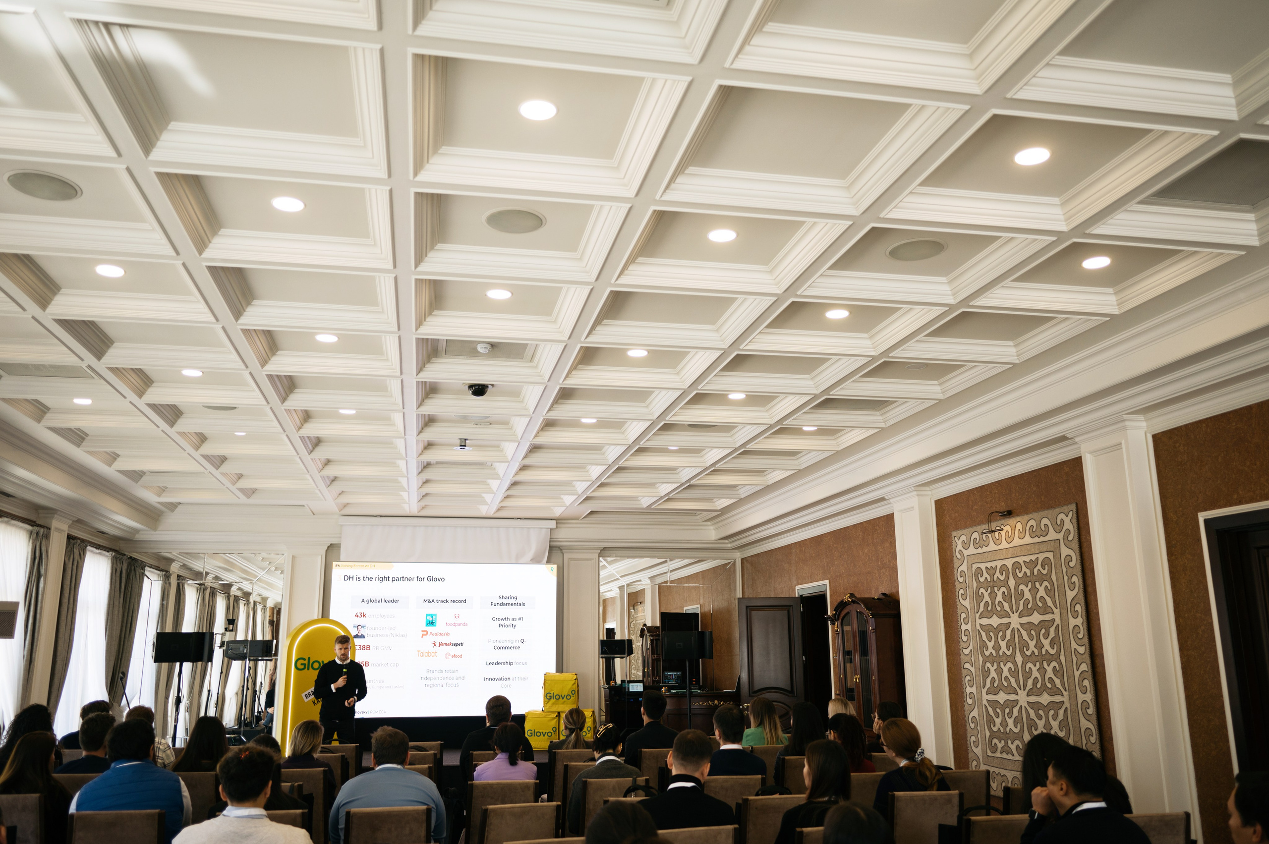 Glovo. Коммерческий фотограф в Алматы