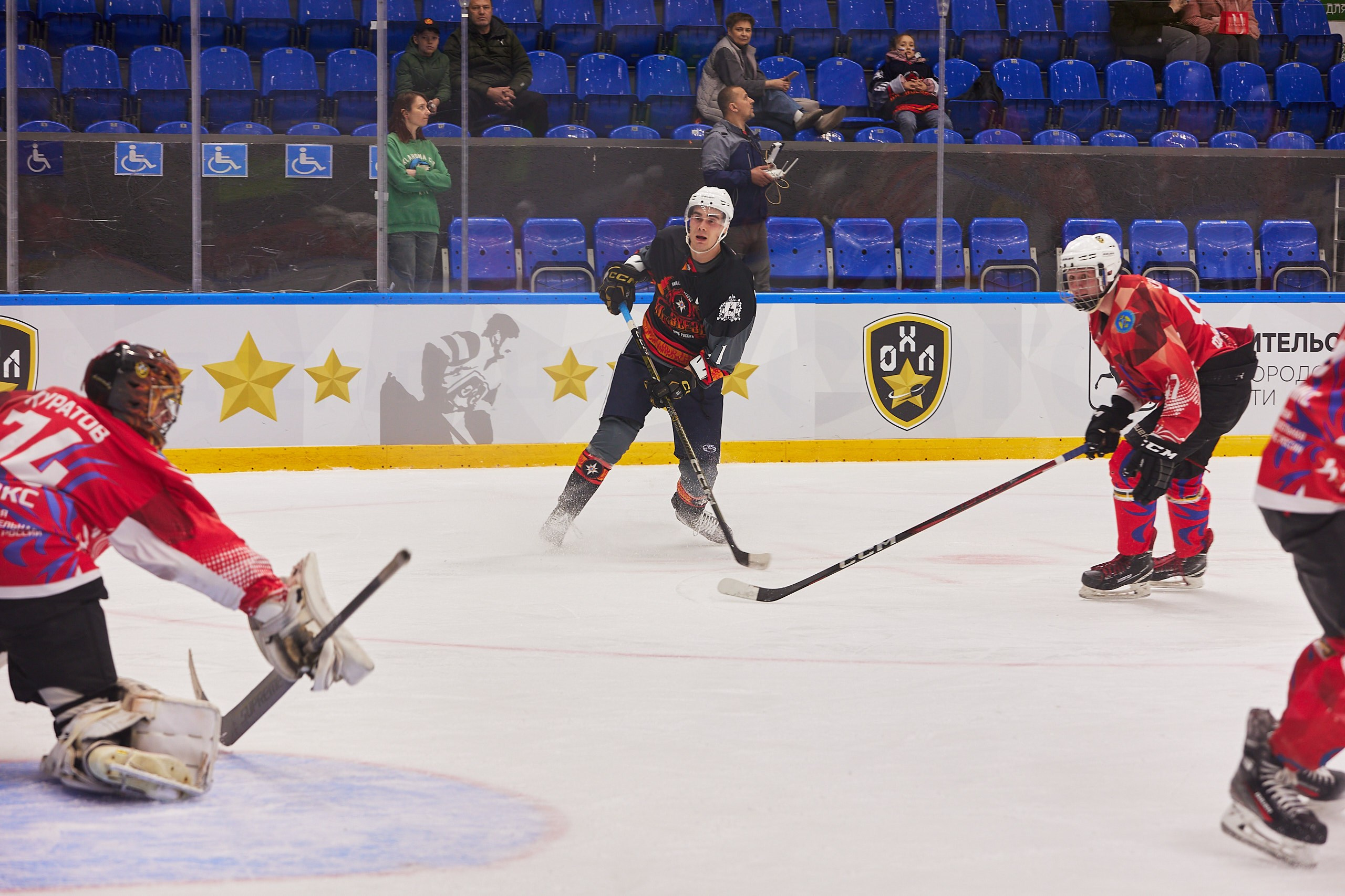 Репортаж. Офицерская хоккейная лига 2025 год. Спортивный фотограф Некрасов Денис