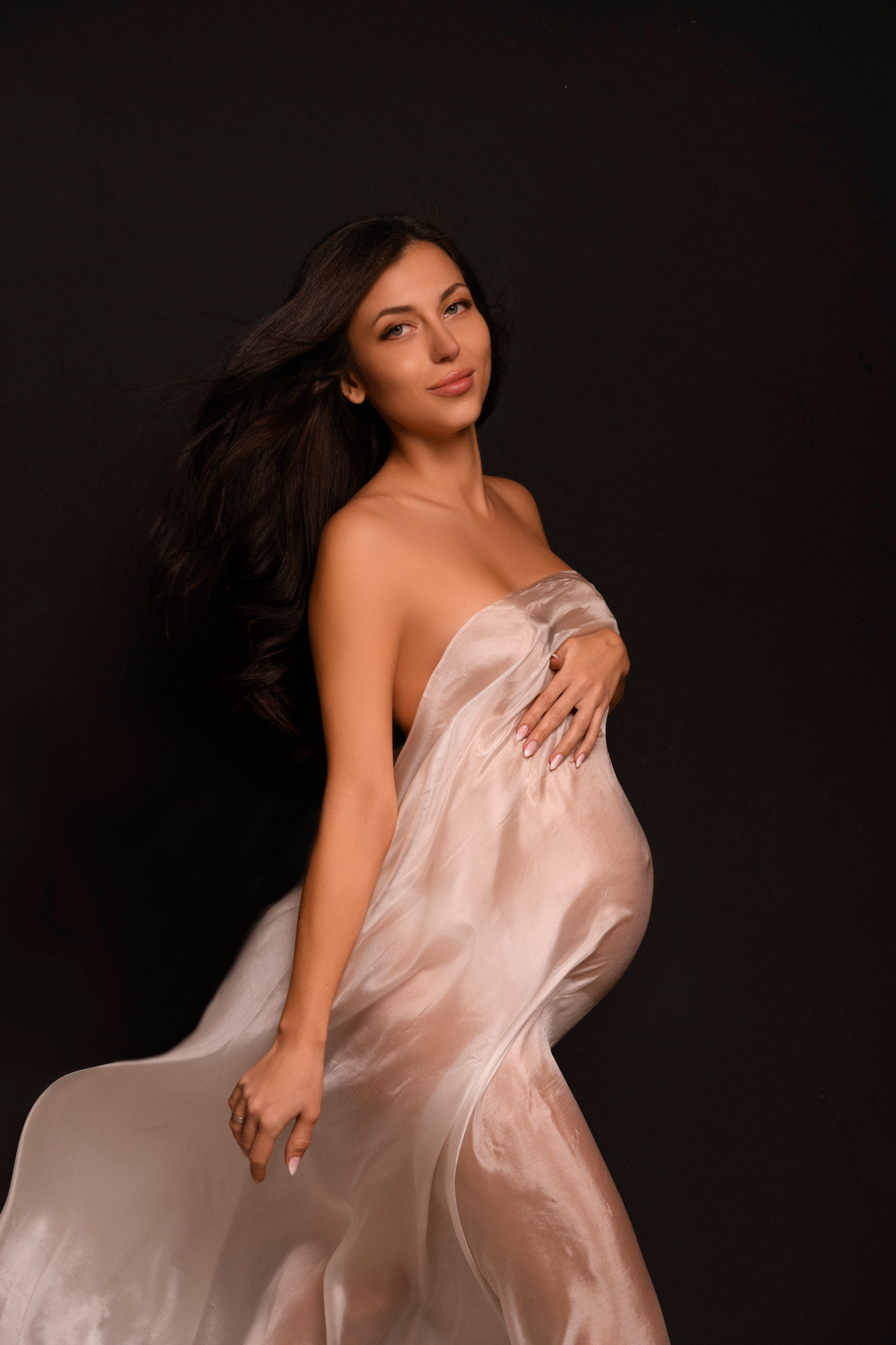 Кадры с летящей тканью. Фотограф беременности в Крыму Бобкова Ирина