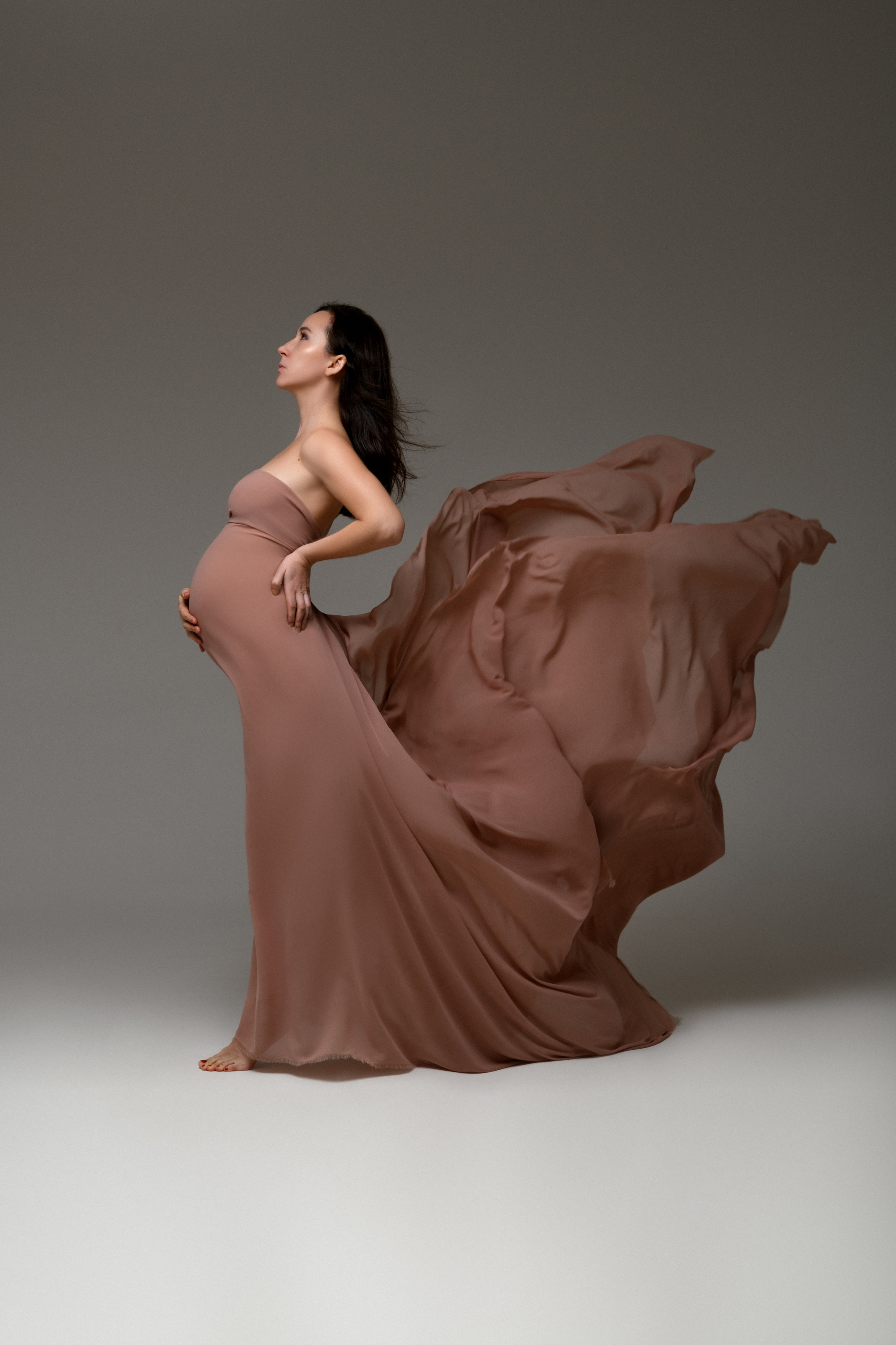 Кадры с летящей тканью. Фотограф беременности в Крыму Бобкова Ирина