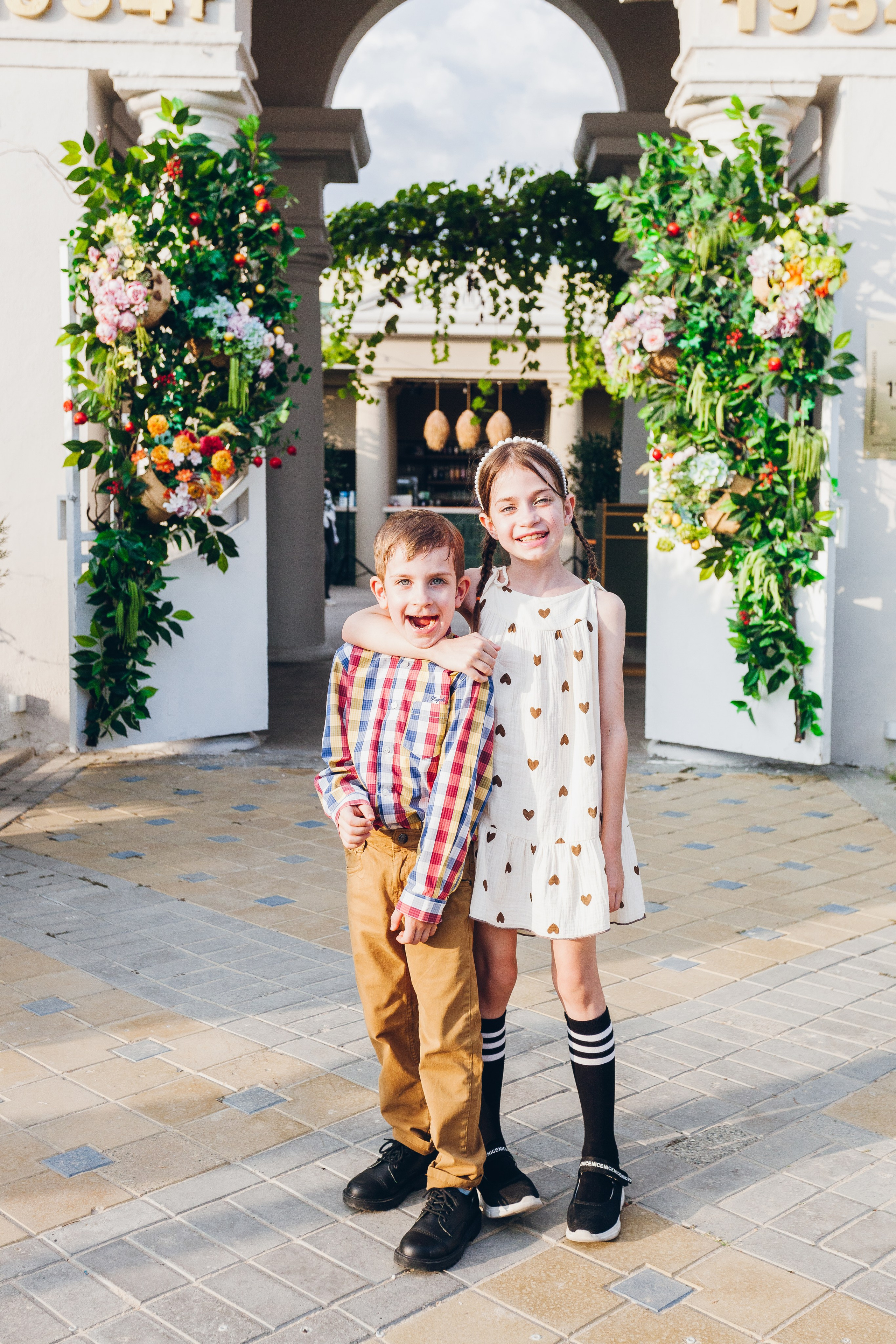 День рождение в уютном ресторане. Фотограф Денис Денисов