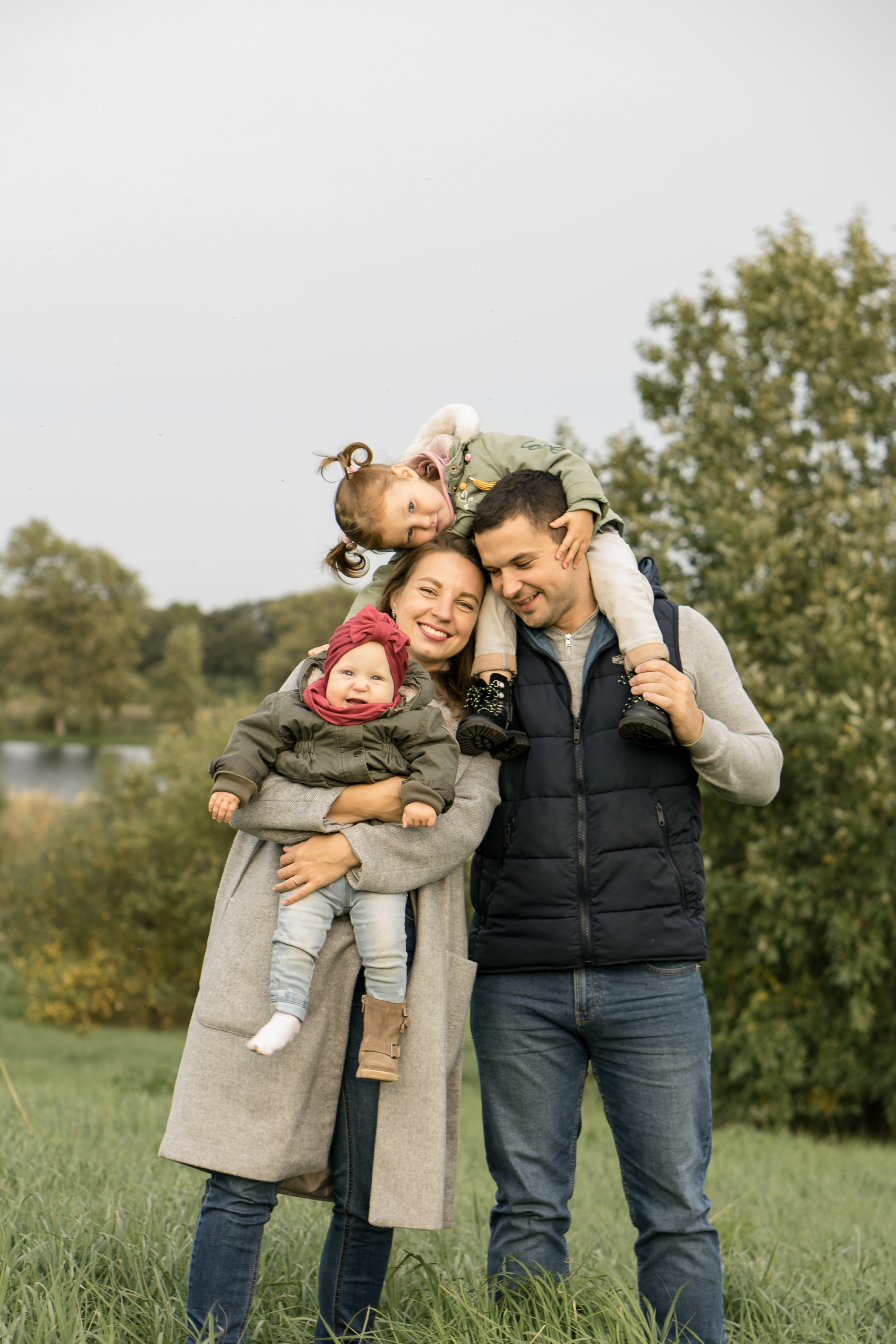 Семья Алеси и Ульяны на природе. Фотограф Ольга Игорева