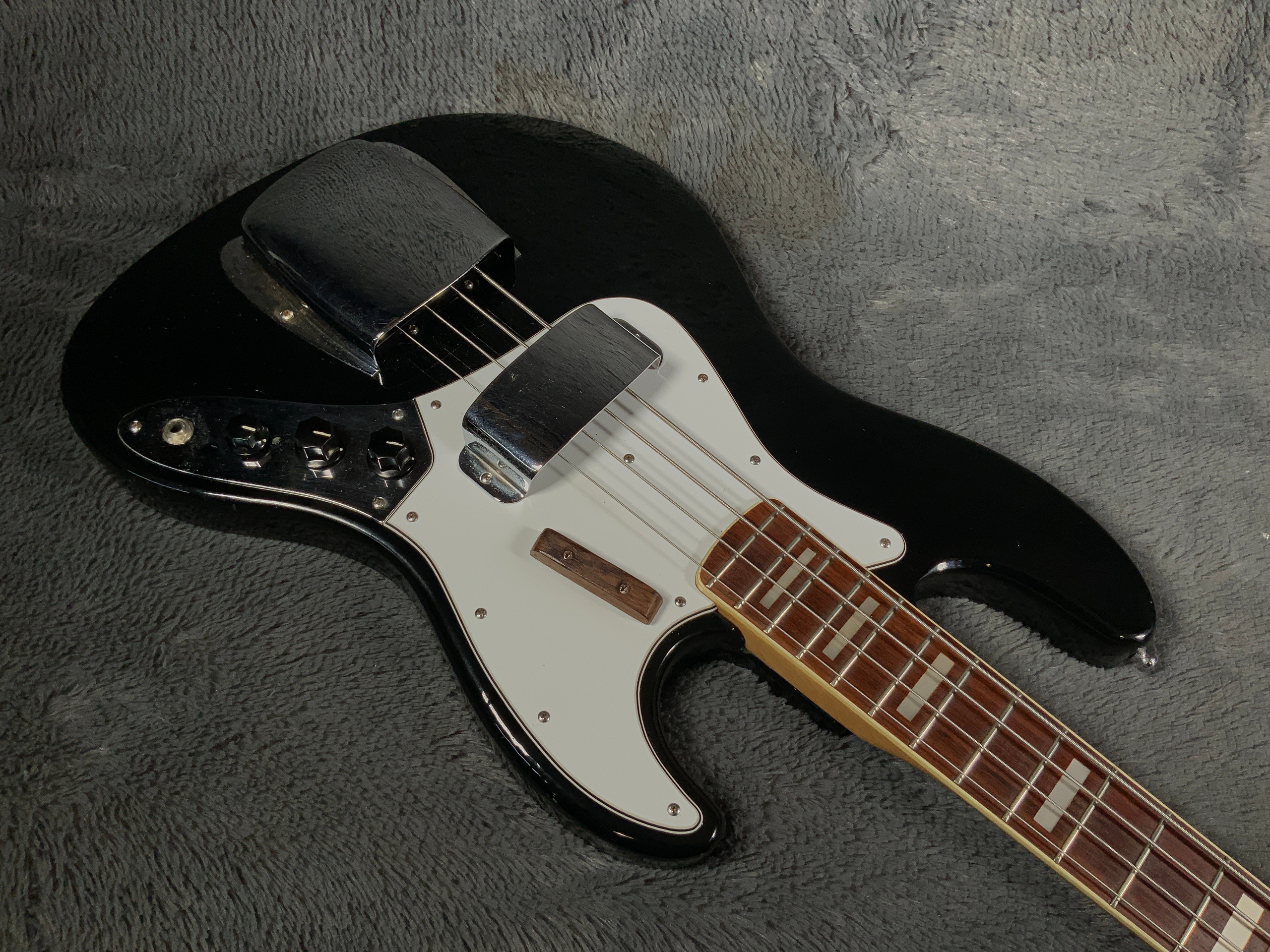 Fresh Jazz Bass Japan 70's