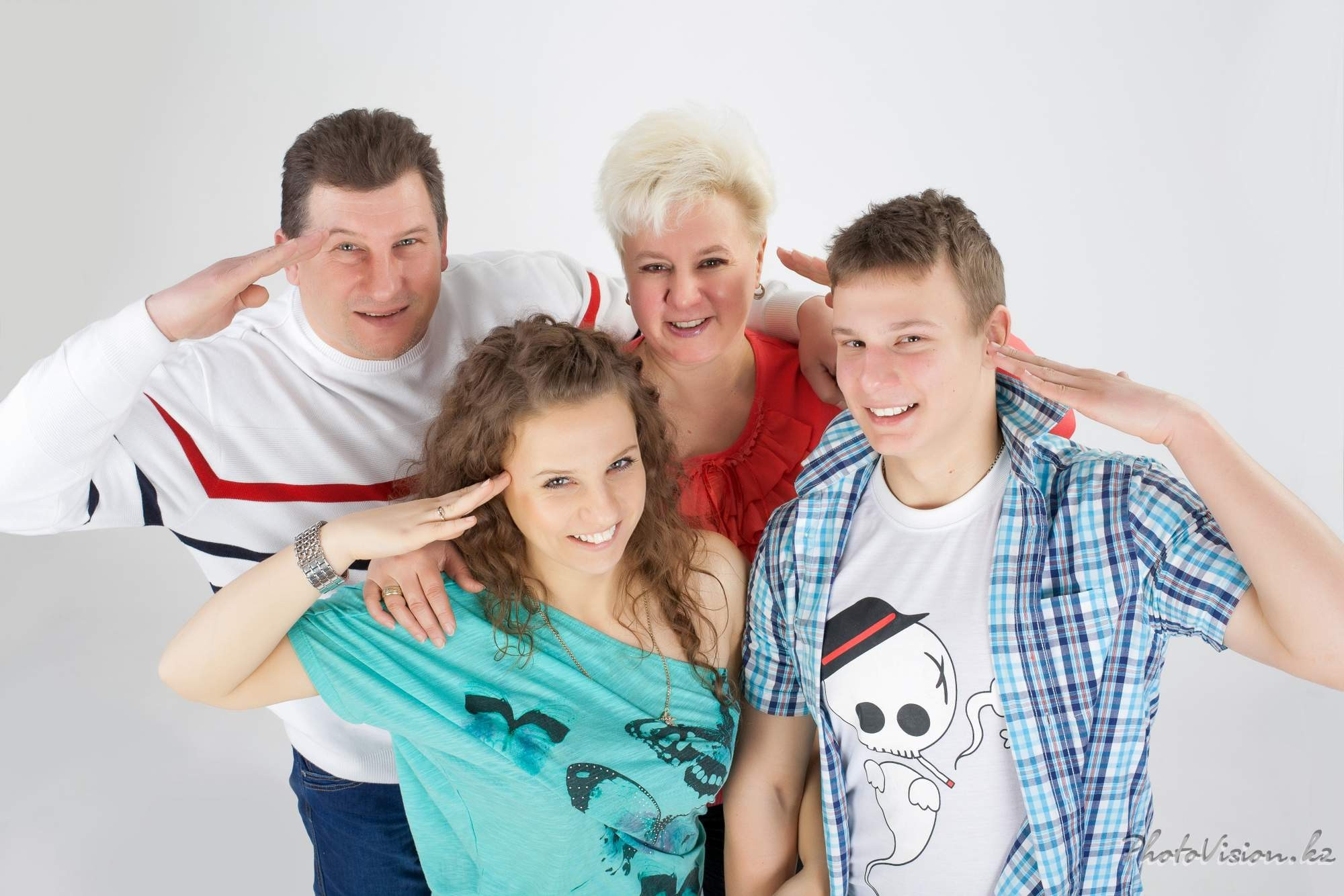 Парные, семейные, детские. ONAY studio Алматы. Фотостудия Алматы. Фотограф Алматы. Недорогая фотосессия Алматы