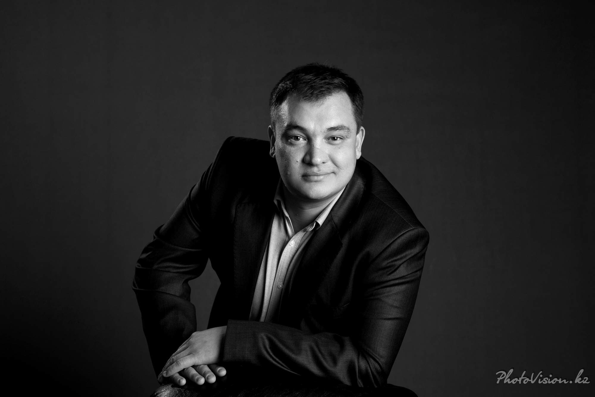 Индивидуальная. ONAY studio Алматы. Фотостудия Алматы. Фотограф Алматы. Недорогая фотосессия Алматы