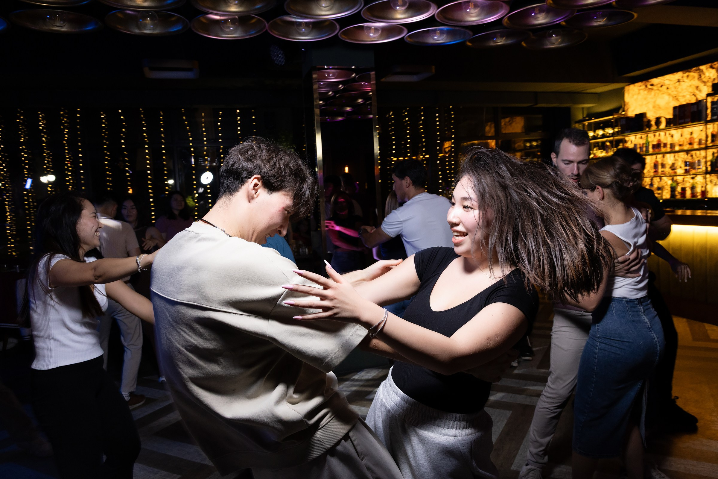 Bachata party by One Flick. Репортажный фотограф в Алматы Каюпов Сержан