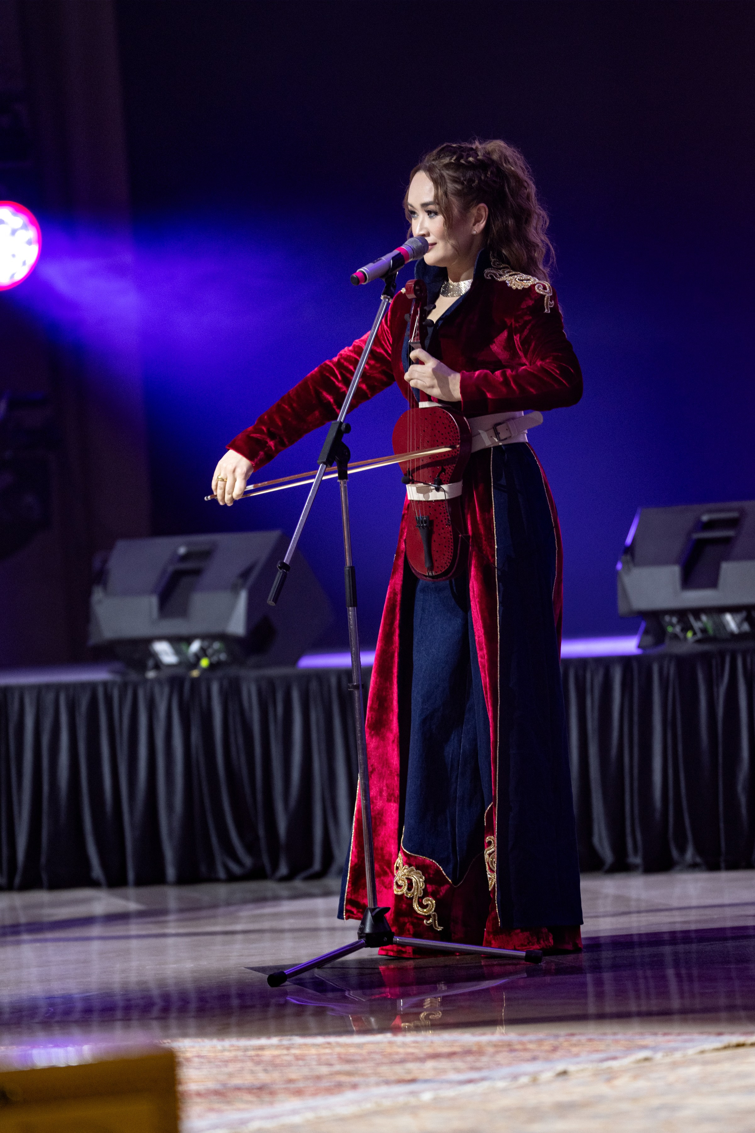 Backstage. Сайт Алматинского НЮ АРТ, будуар и фэшн фотографа Дениса Карпенко
