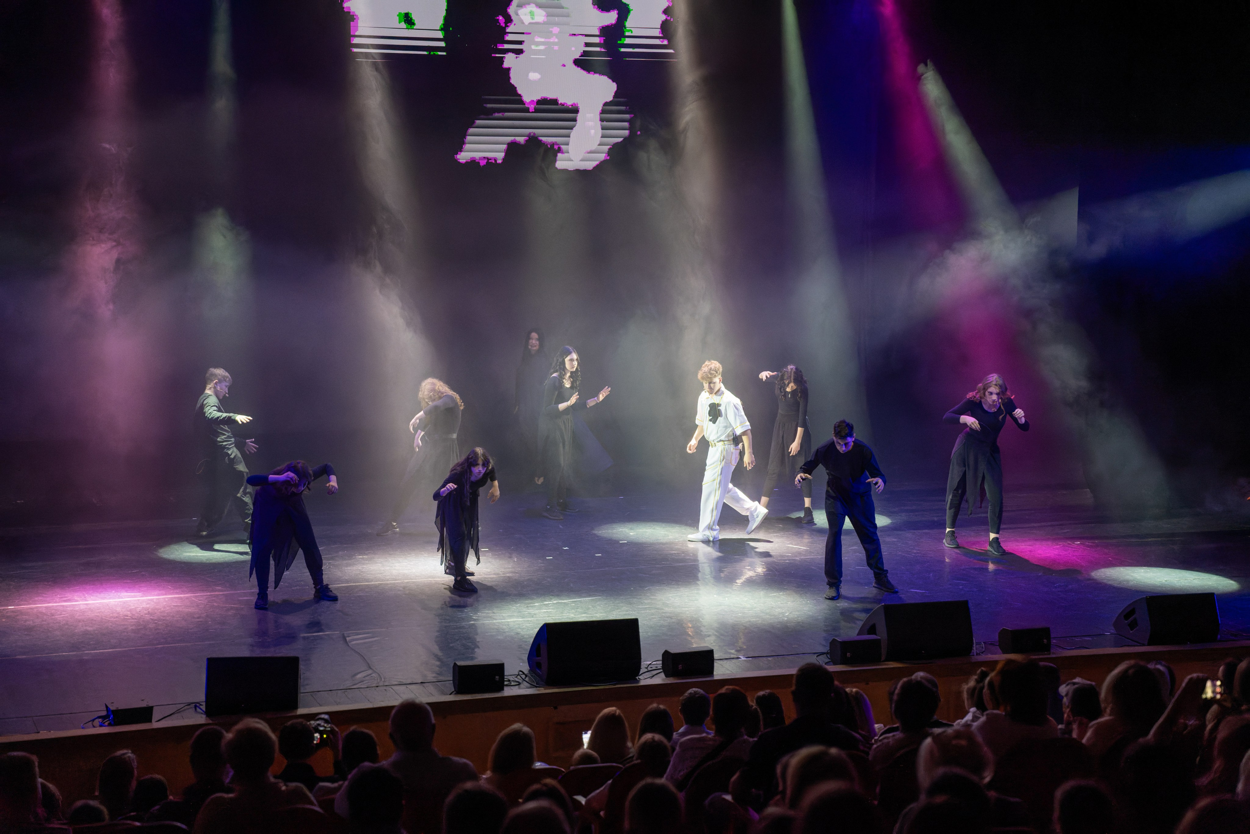 Съёмка благотворительного спектакля «Новая история деревянного мальчика». «Студия DRONAVT`s» — видеосъёмка и фотография г. Москва