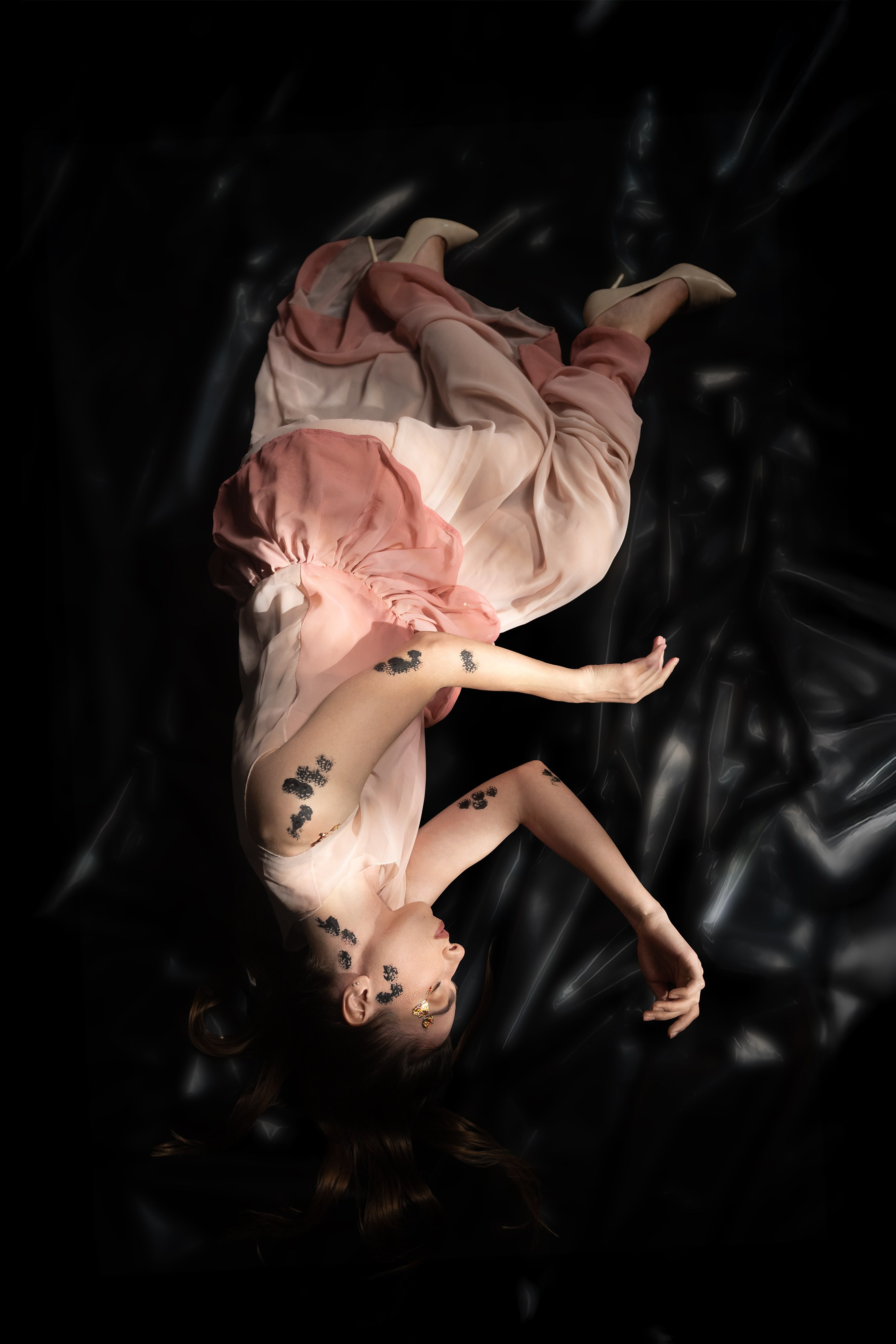 Арт-фотосессия в Москве под ключ. Портретный фотограф в Москве Артем Венглинский