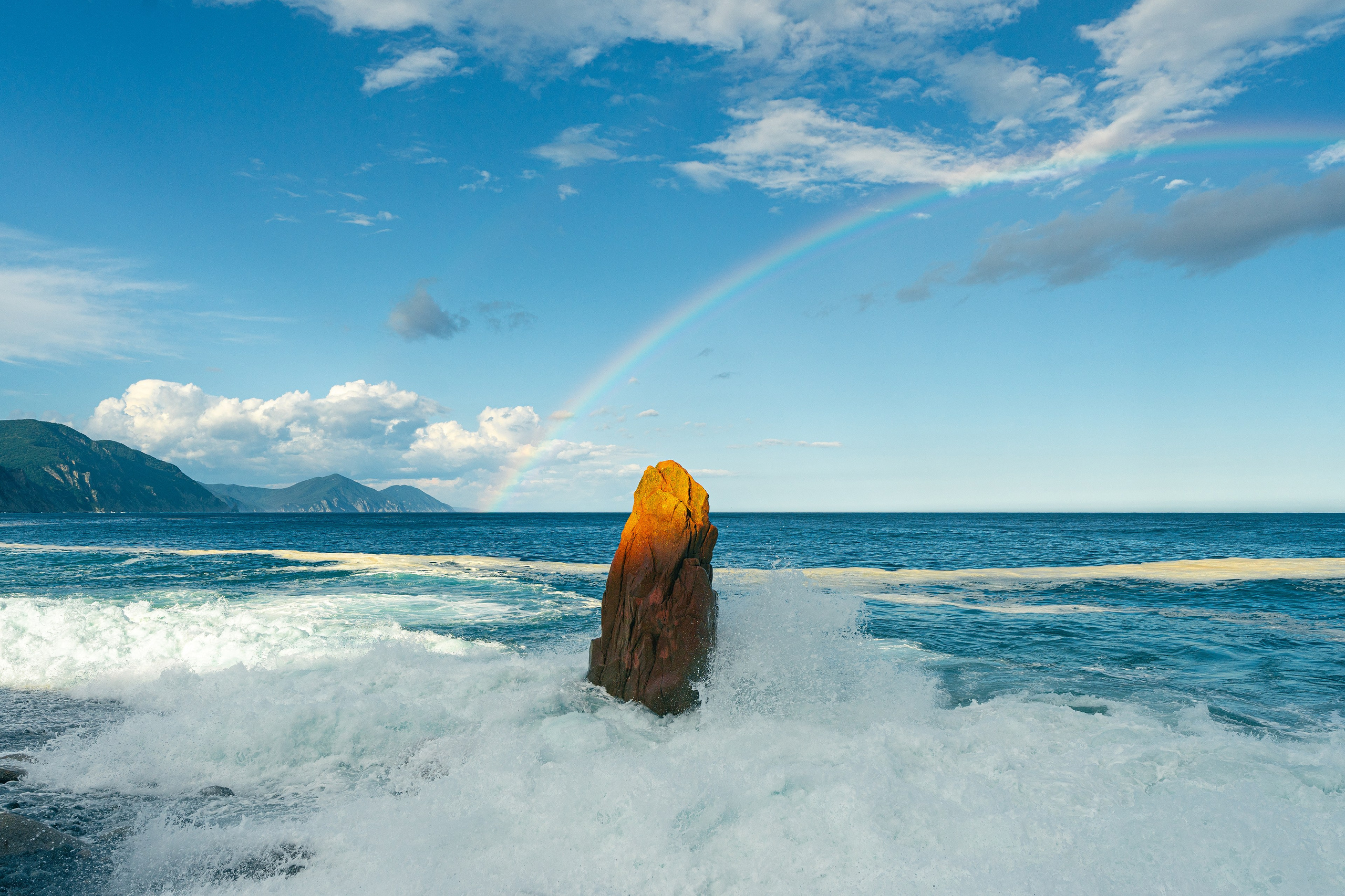 Бухта Тасовая. Иван Зайцев (IZIART) — создание культурного кода через фото и видео