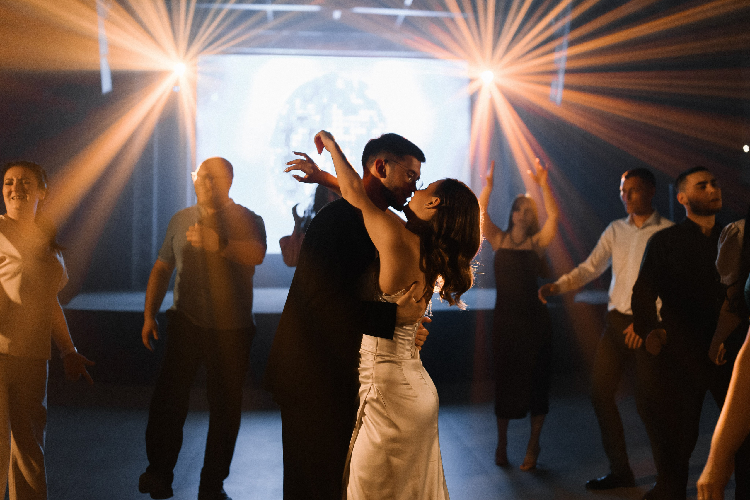 Ренат & Лина. Михаил и Юлия Лыженко — свадебный фотограф Волгоград