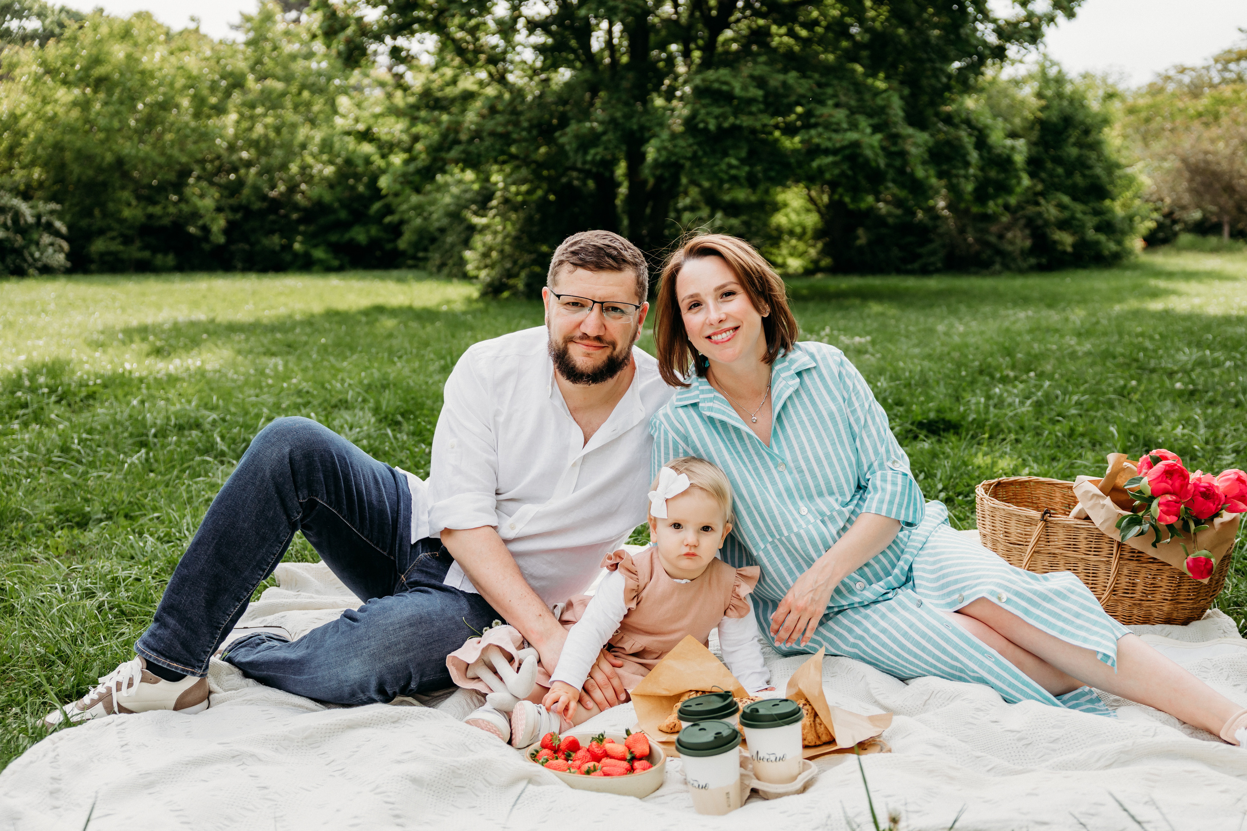 Ксения, Сергей и Есения. Семейный и детский фотограф в Краснодаре. Фотограф новорожденных. Фотограф ньюборн. Фотограф родов Краснодар. Катя Угнивенко