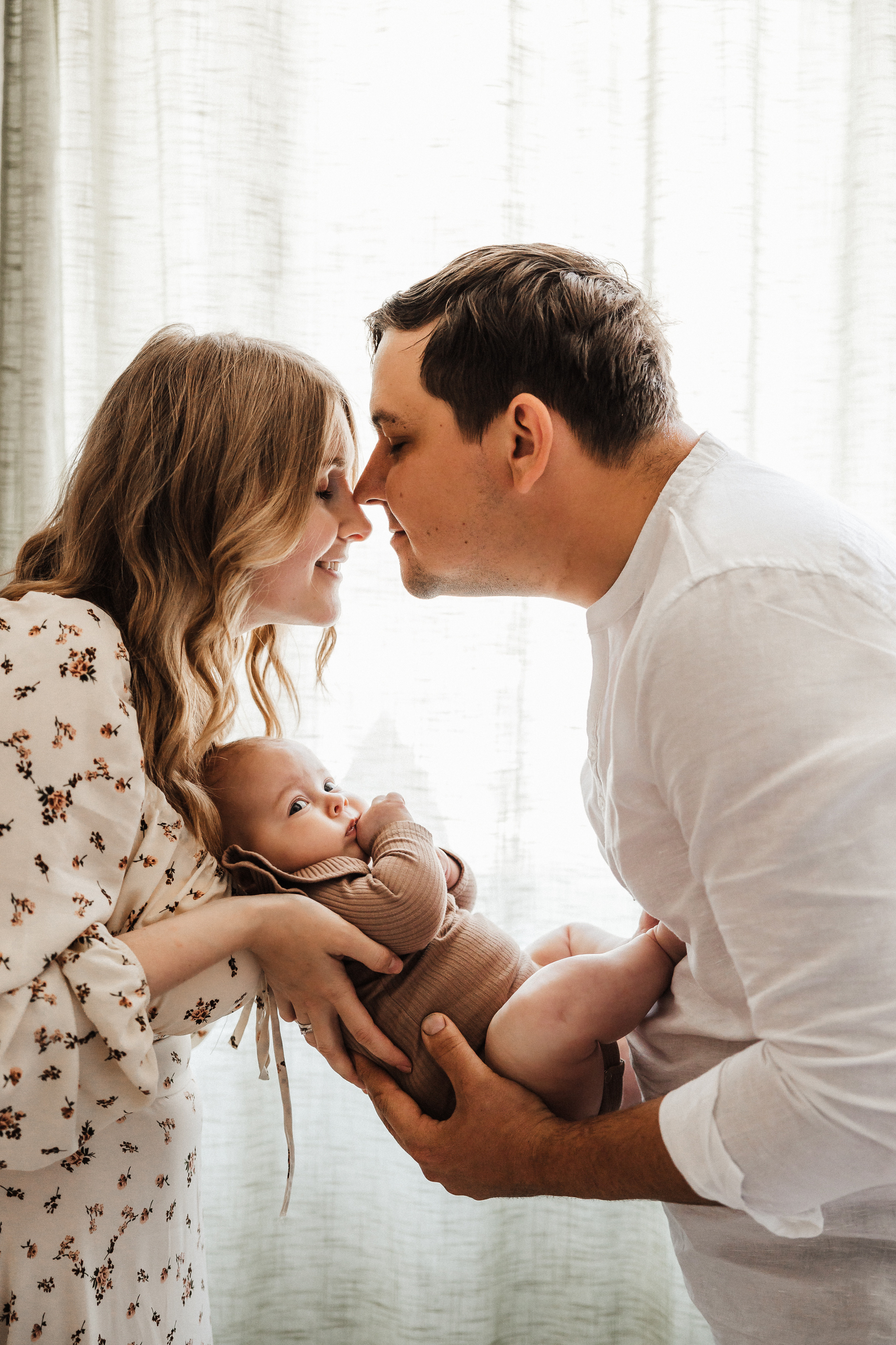 Света, Паша и Агата. Семейный и детский фотограф в Краснодаре. Фотограф новорожденных. Фотограф ньюборн. Фотограф родов Краснодар. Катя Угнивенко