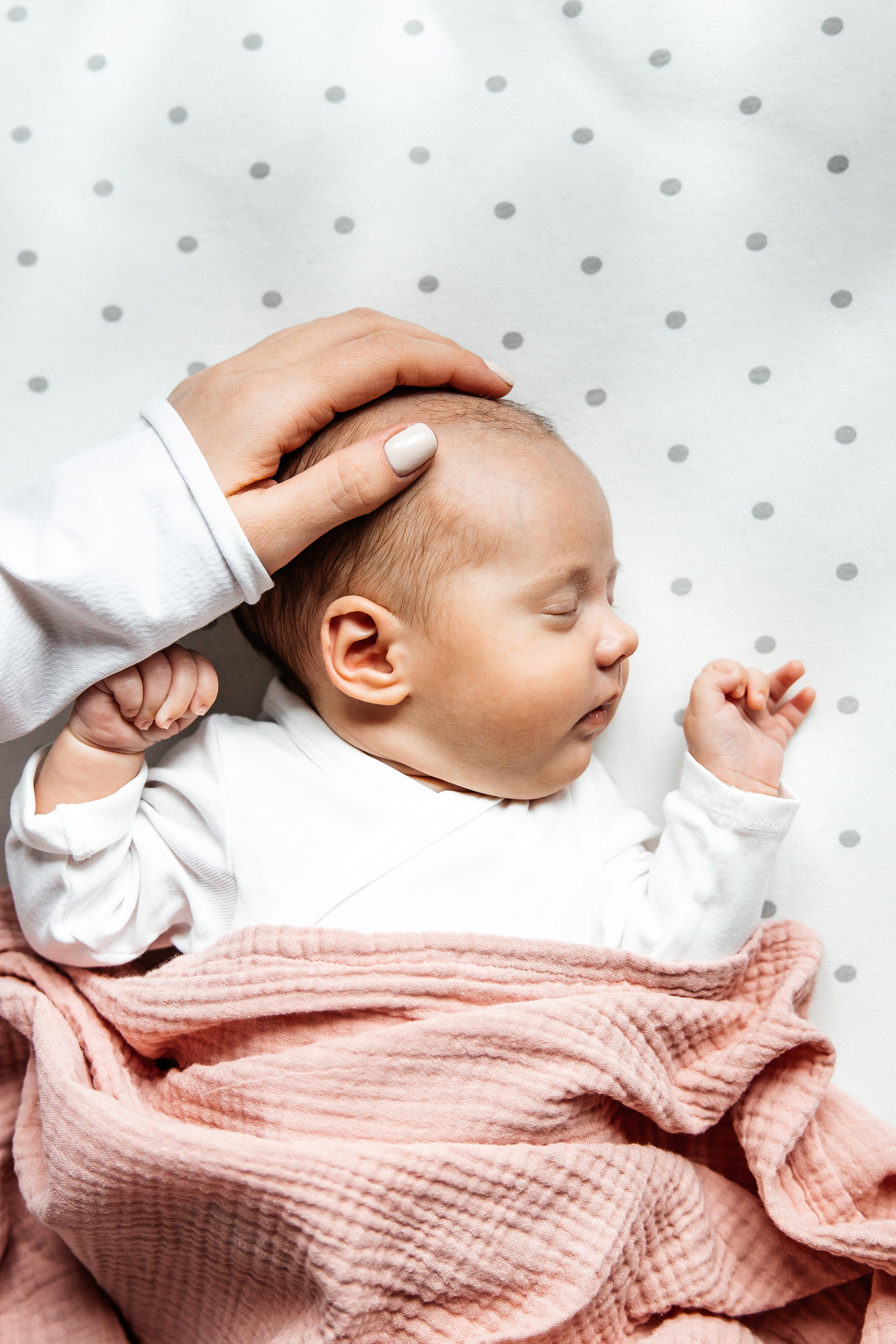 Алиса. Семейный и детский фотограф в Краснодаре. Фотограф новорожденных. Фотограф ньюборн. Фотограф родов Краснодар. Катя Угнивенко