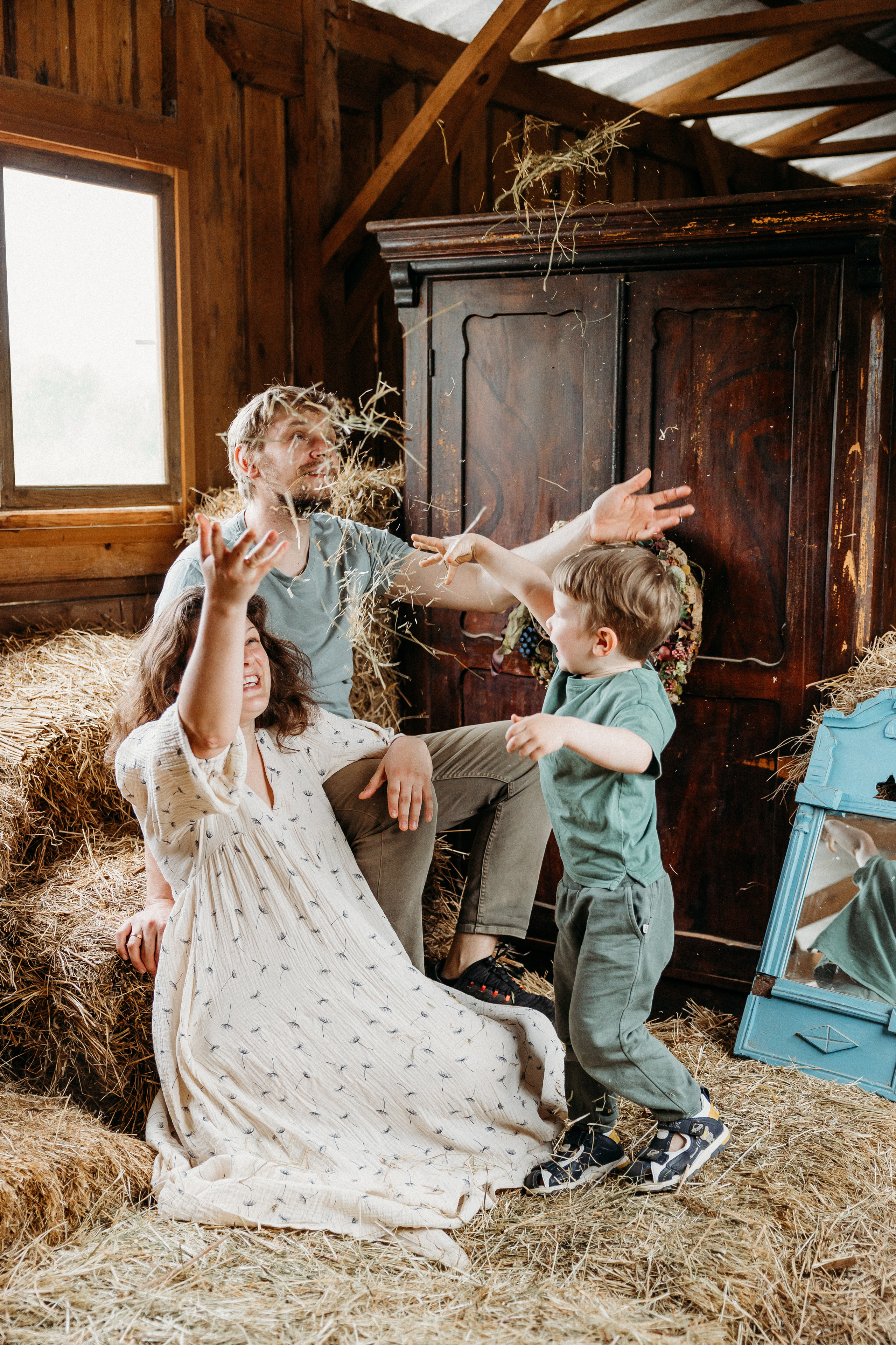 Карина, Гена и Сеня. Семейный и детский фотограф в Краснодаре. Фотограф новорожденных. Фотограф ньюборн. Фотограф родов Краснодар. Катя Угнивенко