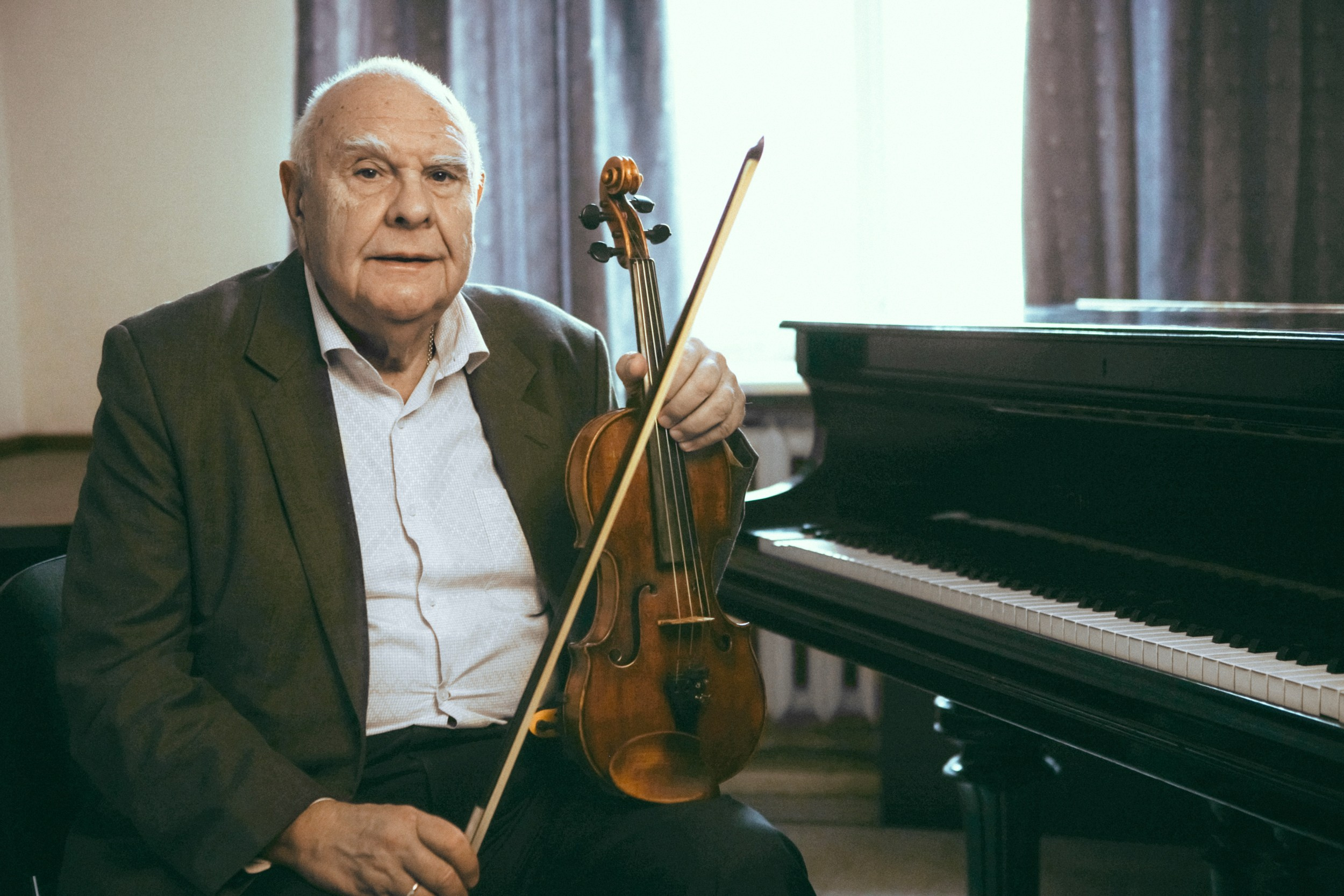 Сергей Кравченко (скрипка). Reportage, architectural, fine art photographer Lena Melnikova in Moscow