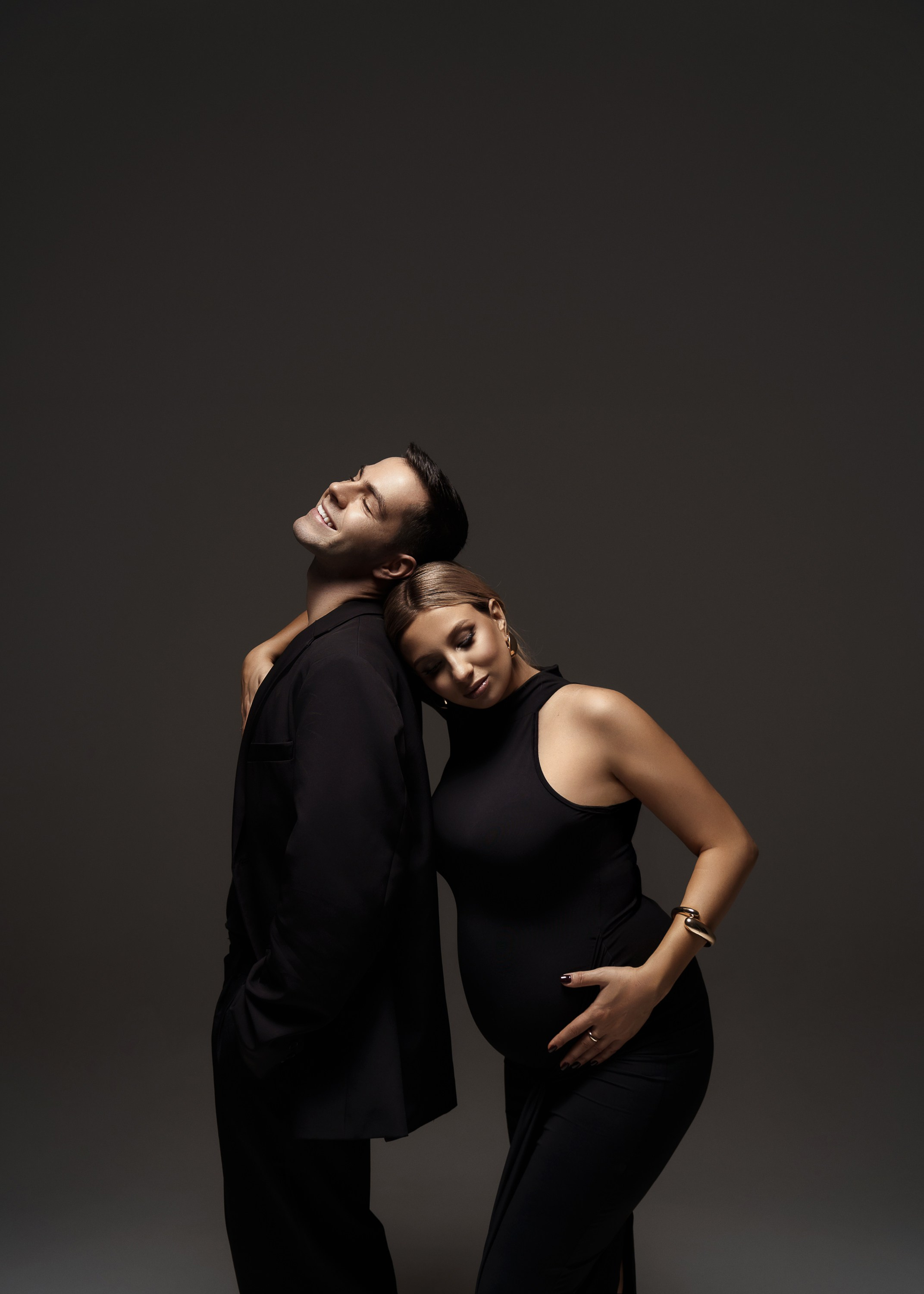 МИЛА И ДМИТРИЙ. Женский портрет