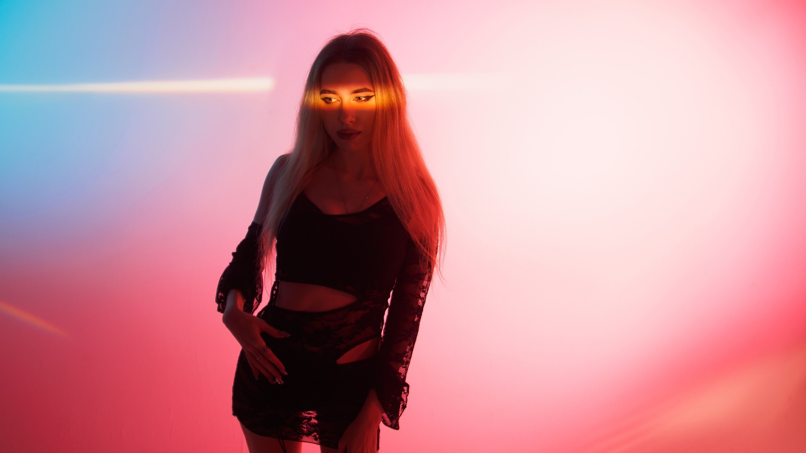 В студии. Студийный фотограф в Санкт-Петербурге Кирилл Пинженин