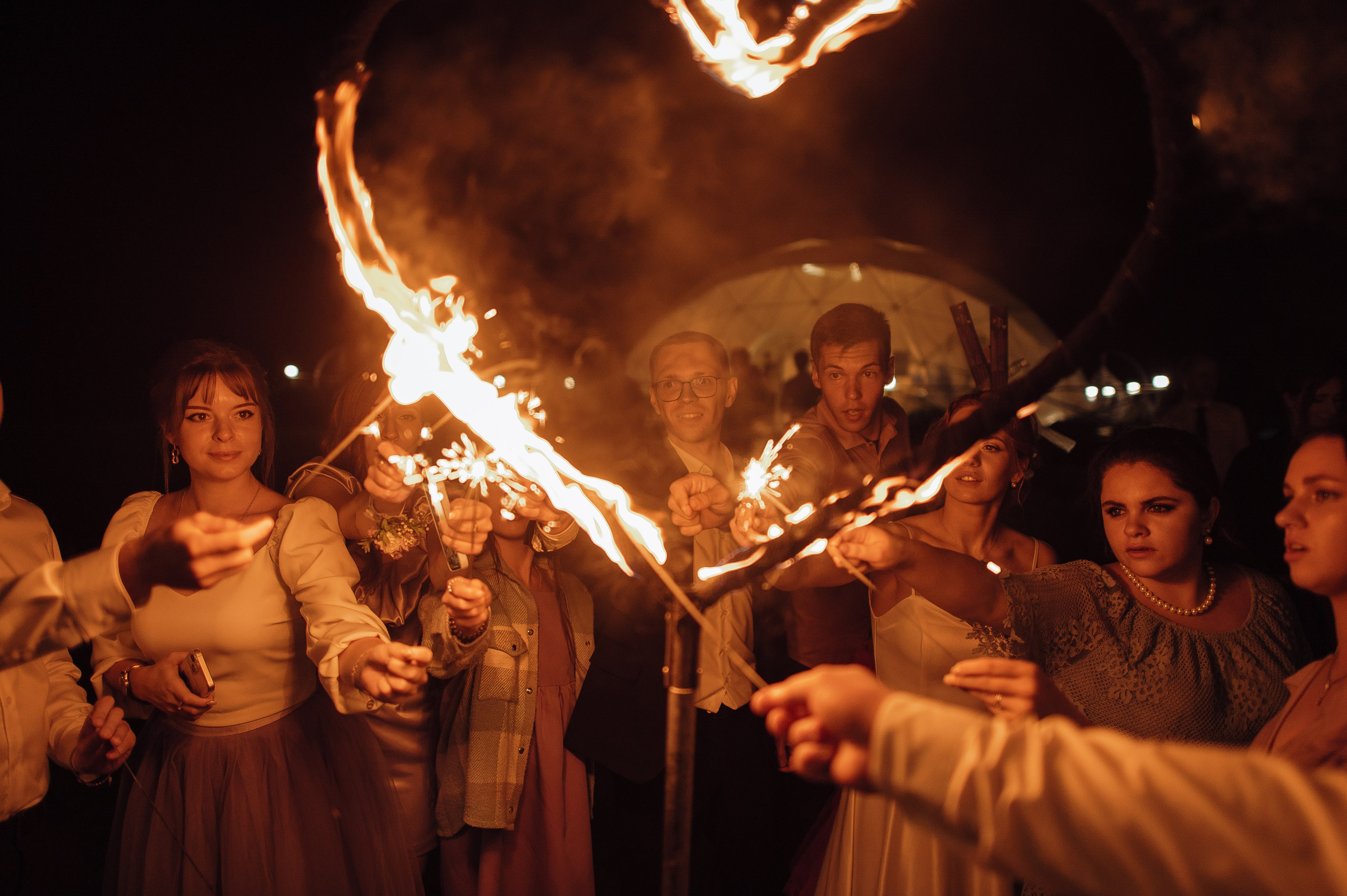 Семейный и дружелюбный свадебный день Людмилы и Сергея. Свадебный фотограф в Ярославле Денис Медоваров