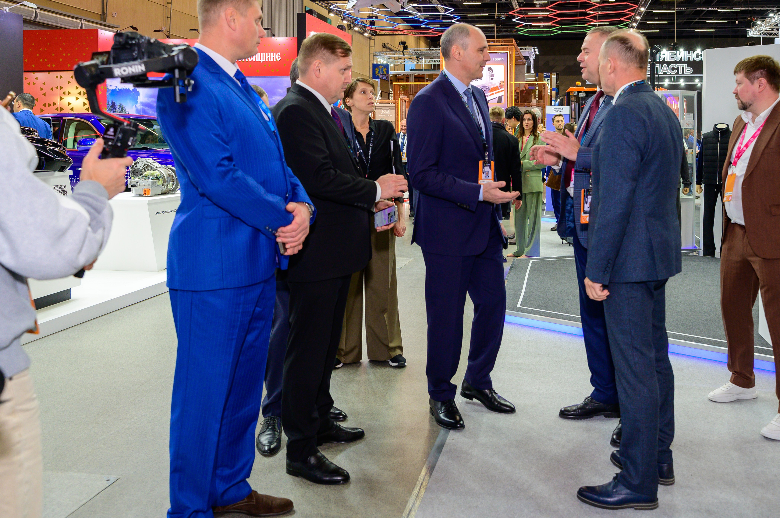 BigindustrialweekBelarus. Фотоуслуги, услуги фотографа, фотографирование важных событий