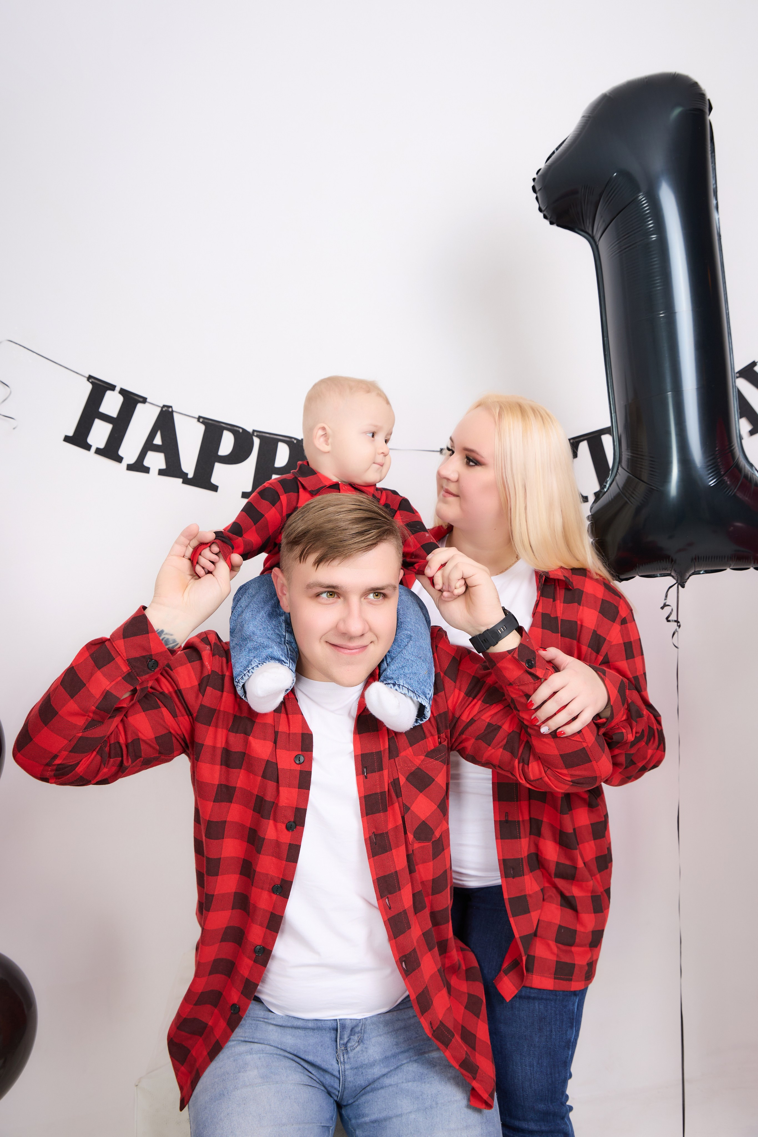 ДЕТСКИЙ ДЕНЬ РОЖДЕНИЯ В СТУДИИ. Фотограф Татаринов Андрей (Донецк / Макеевка)