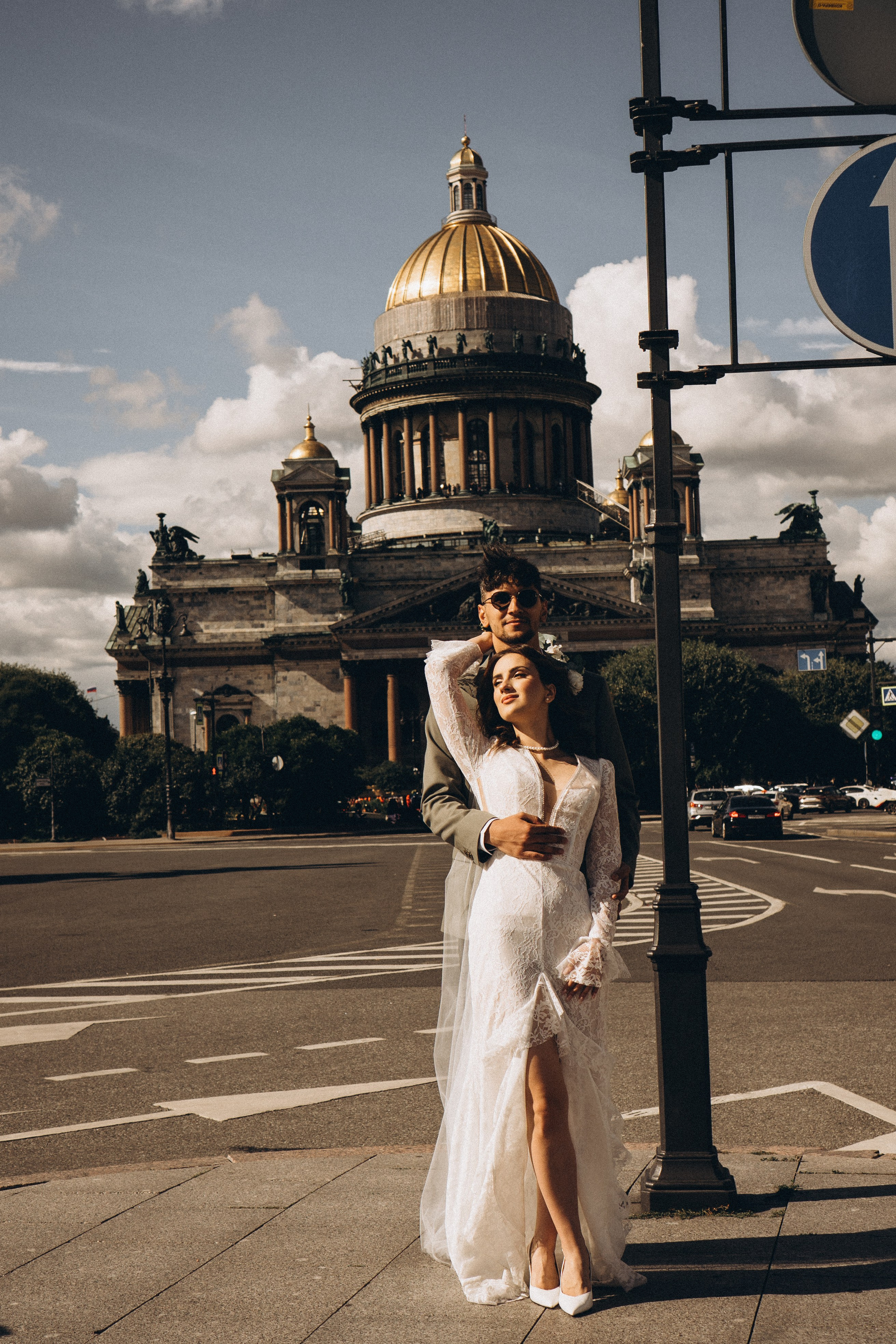 СВАДЕБНАЯ ПРОГУЛКА ВОЗЕ ИСАИКЕВСКОГО СОБОРА АСТОРИИ И ЗАКОНОДАЛЕТНОГО СОБРАНИЯ. Профессиональный фотограф, Санкт-Петербург — Виктория Богомолова