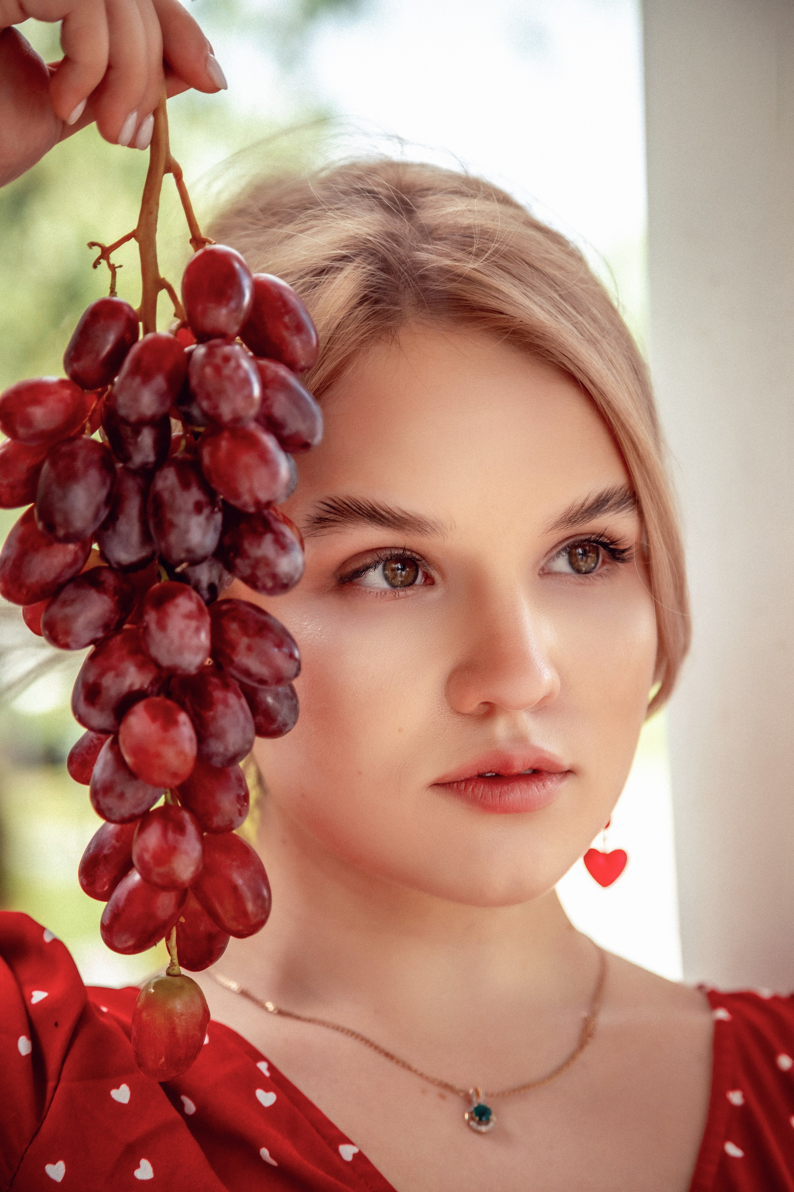 Фотопроект «Девушка с виноградом». Фотограф Алина Лебедь