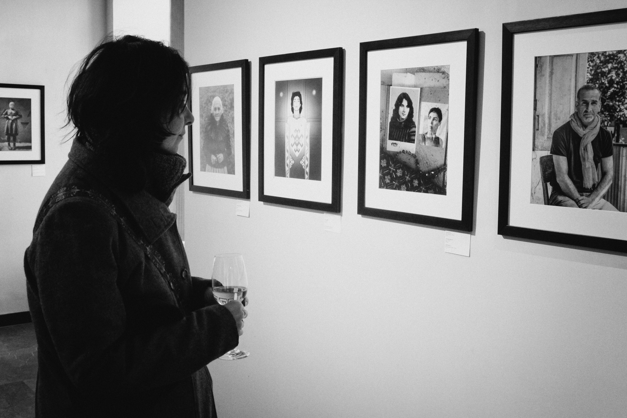 Выставка в г. Гюмри, Армения. Фоторепортаж  Д. Несмелова. Арт-фотограф Ксения Якутович