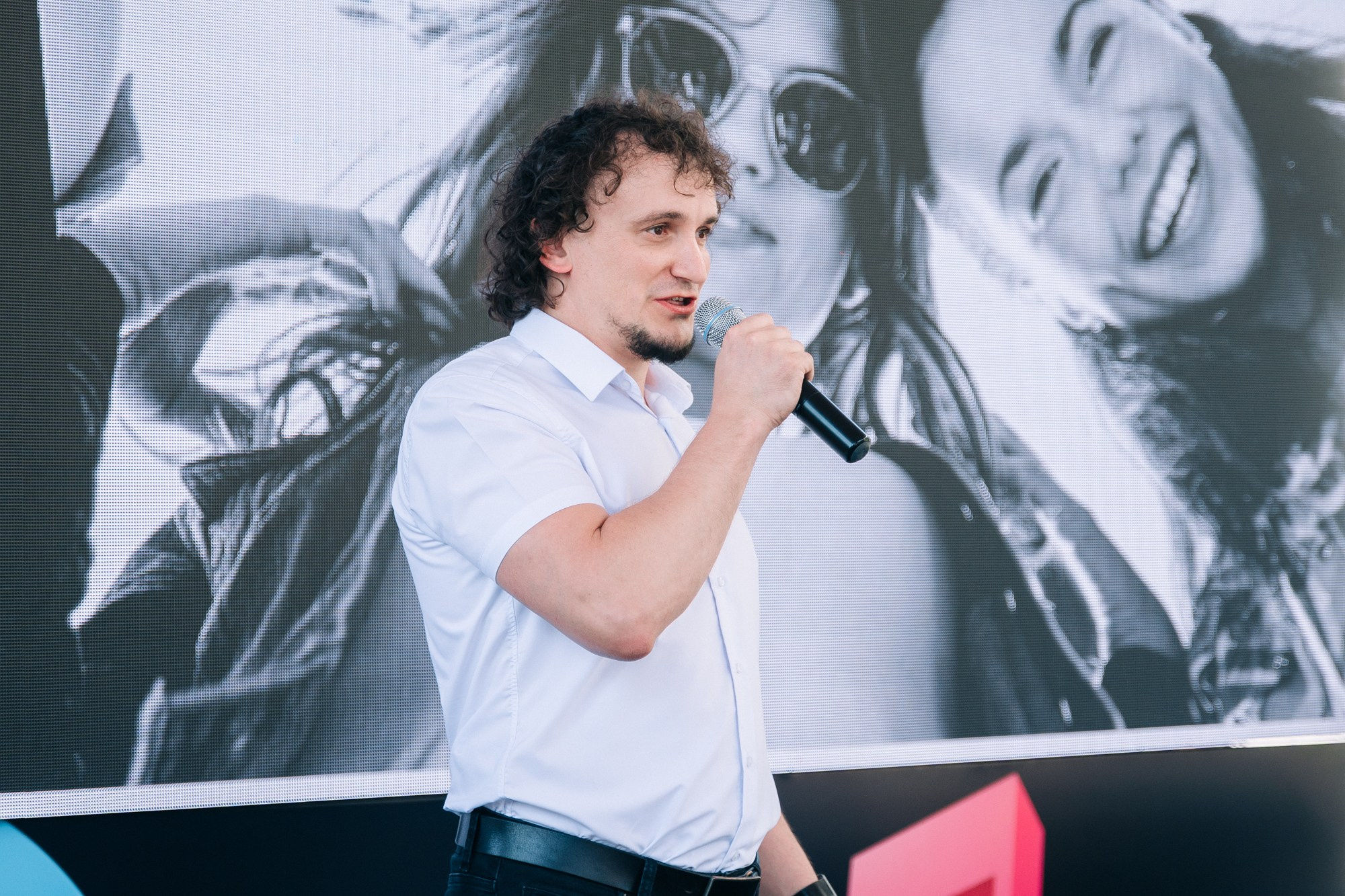 MIXX T2. Фотограф в Хабаровске Швендых Рудольф