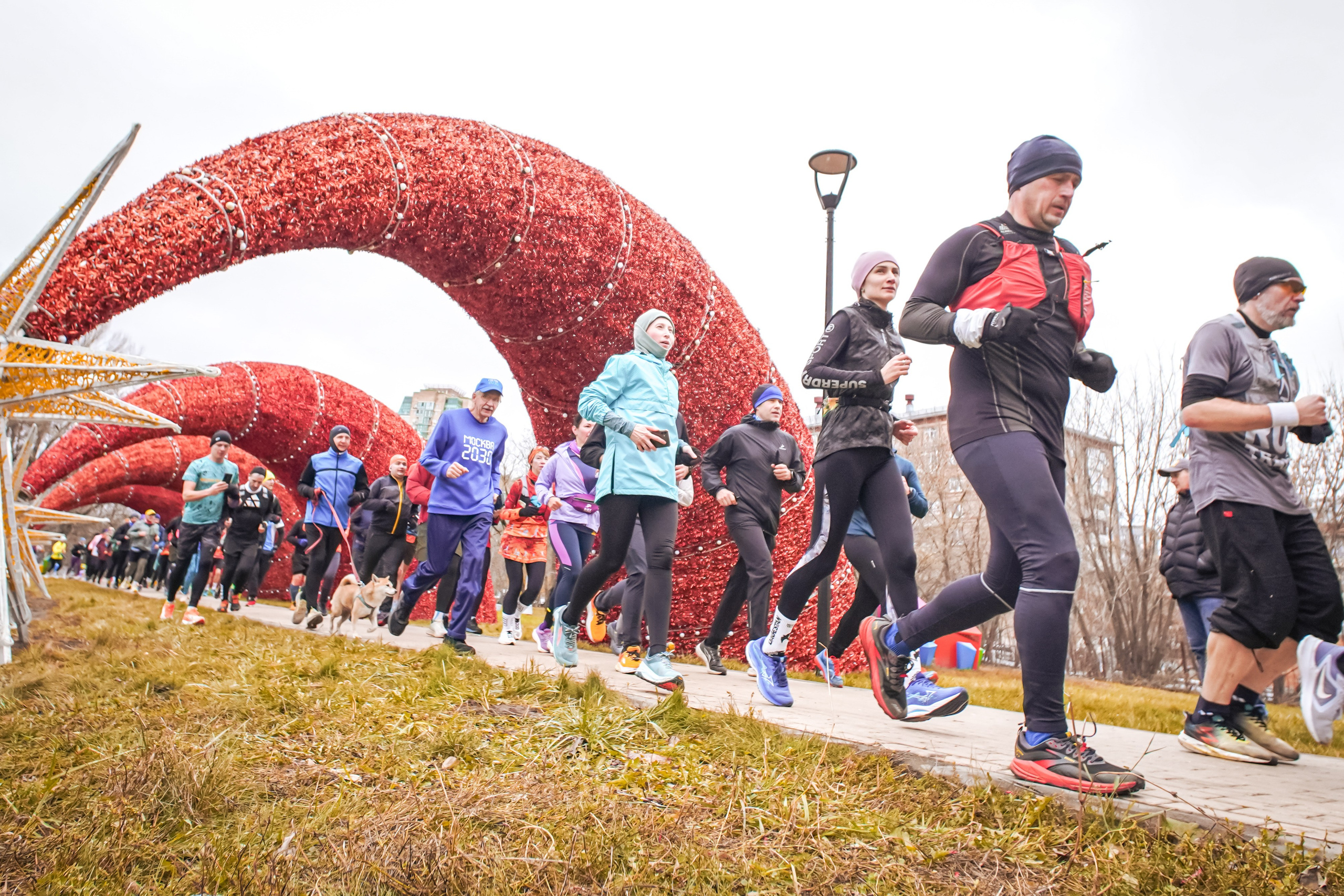 #марафонудома #яuzarun 2024 2-я петля, группа 6:30. Роман Капилюшов. Бег. Фото. Видео. г. Люберцы