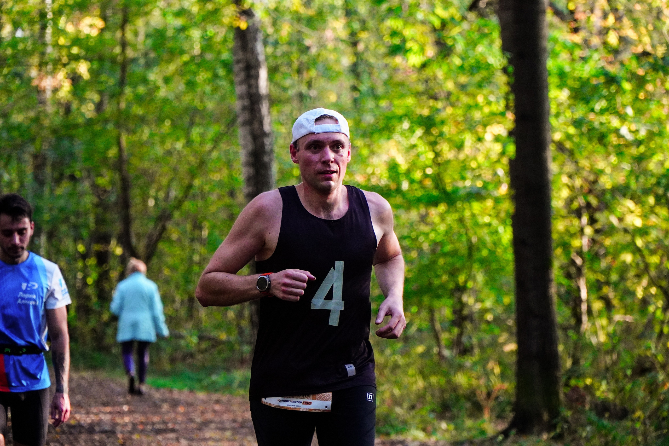 Backyard Ultra Moscow 2024. Роман Капилюшов. Бег. Фото. Видео. г. Люберцы